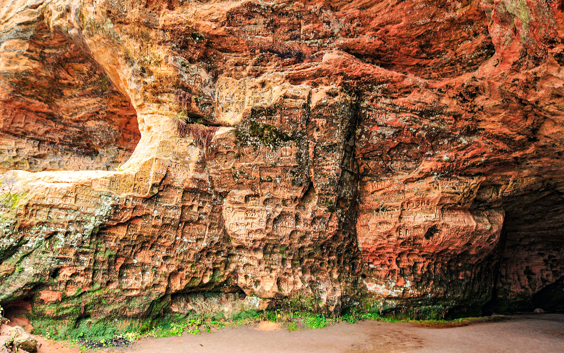 2011.11_Gutmana-Cave_Sigulda_Vidzeme_Latvia_05