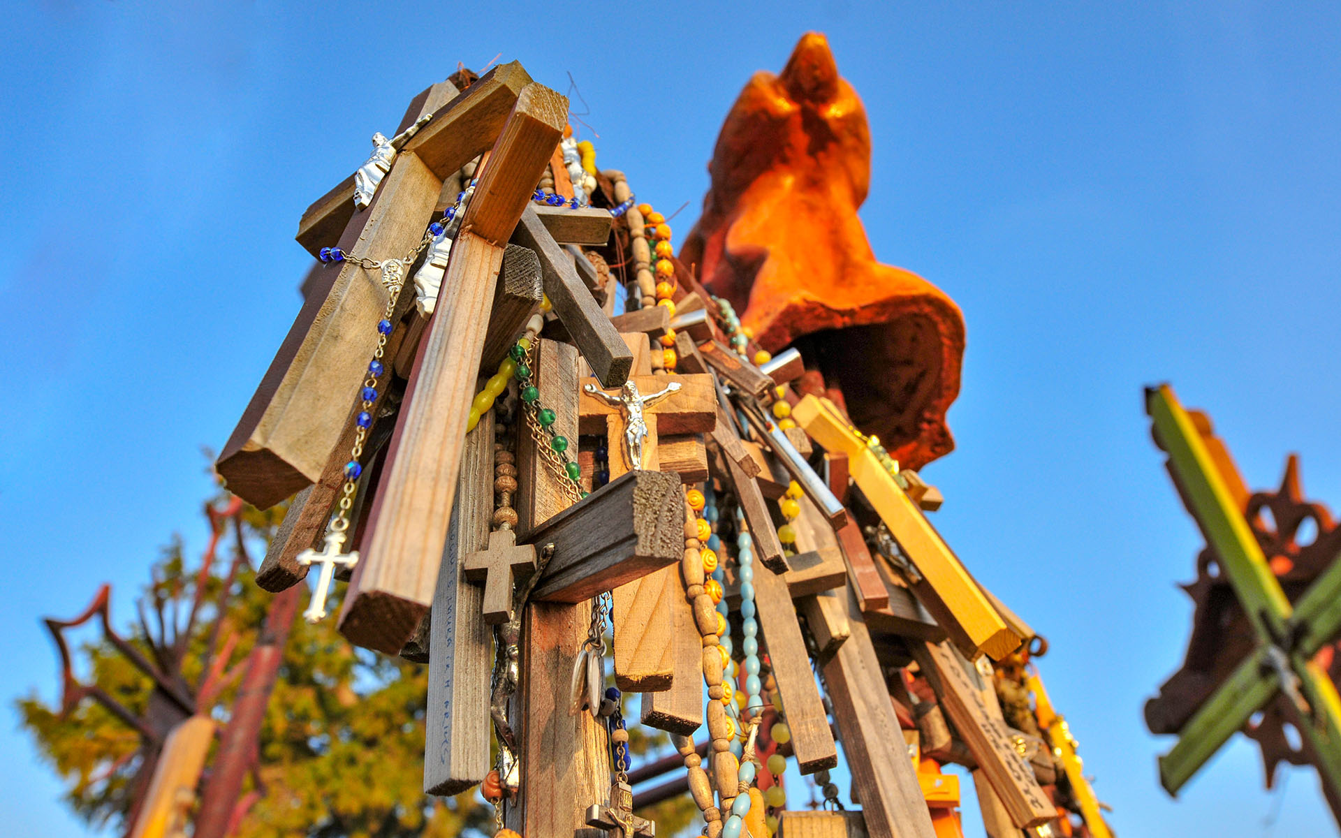 2011.11_Hill-of-Crosses_Siauliai_Samogitia_Lithuania_06
