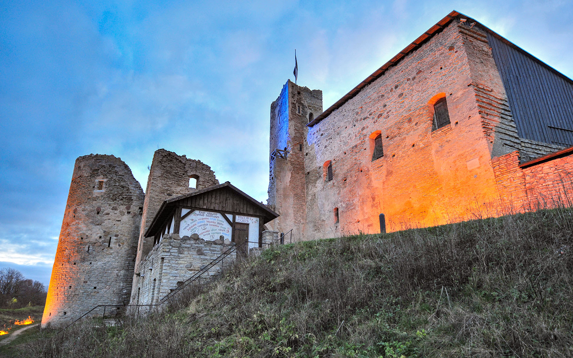 2011.11_Rakvere-Castle_Rakvere_Laane-Viru-County_Estonia_05
