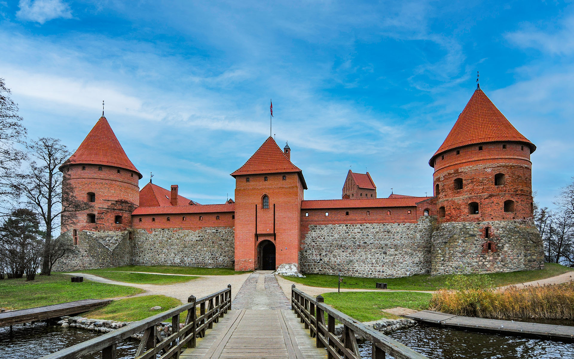 2011.11_Trakai-Island-Castle_Trakai_Dzukija_Lithuania_04