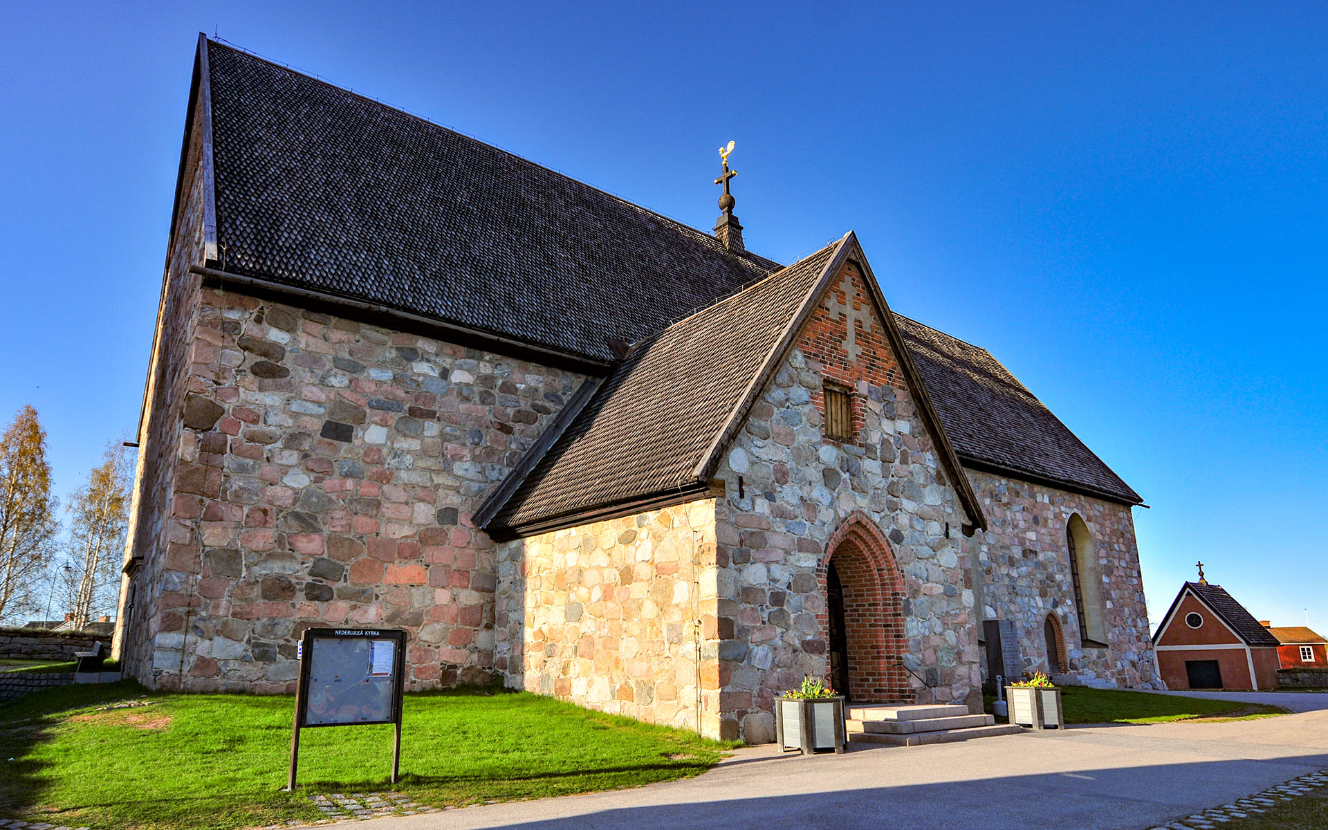 2012.05_Gammelstad_Lulea_Norrbotten_Sweden_04