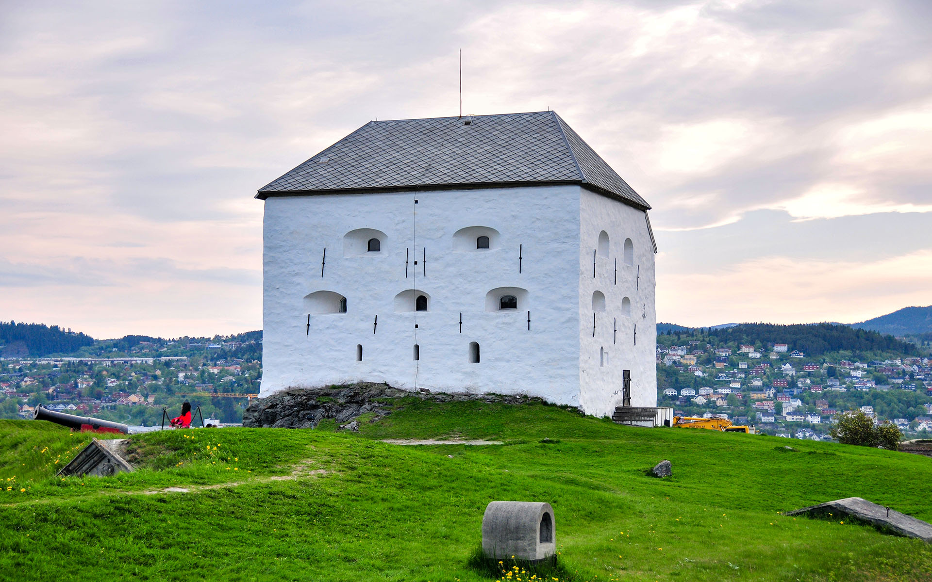 2012.05_Kristiansten-Fort_Trondheim_Trondelag_Norway_01