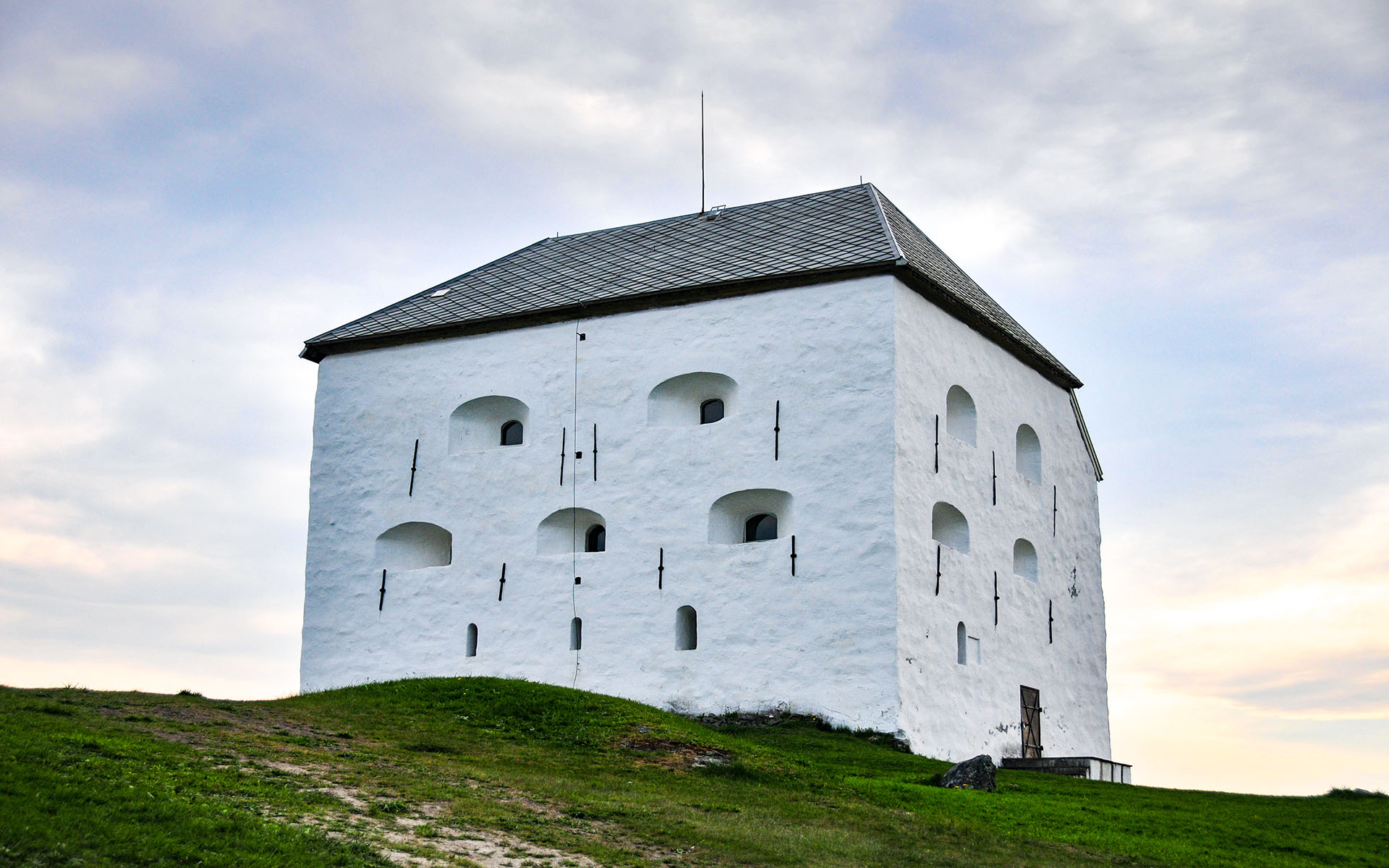 2012.05_Kristiansten-Fort_Trondheim_Trondelag_Norway_02