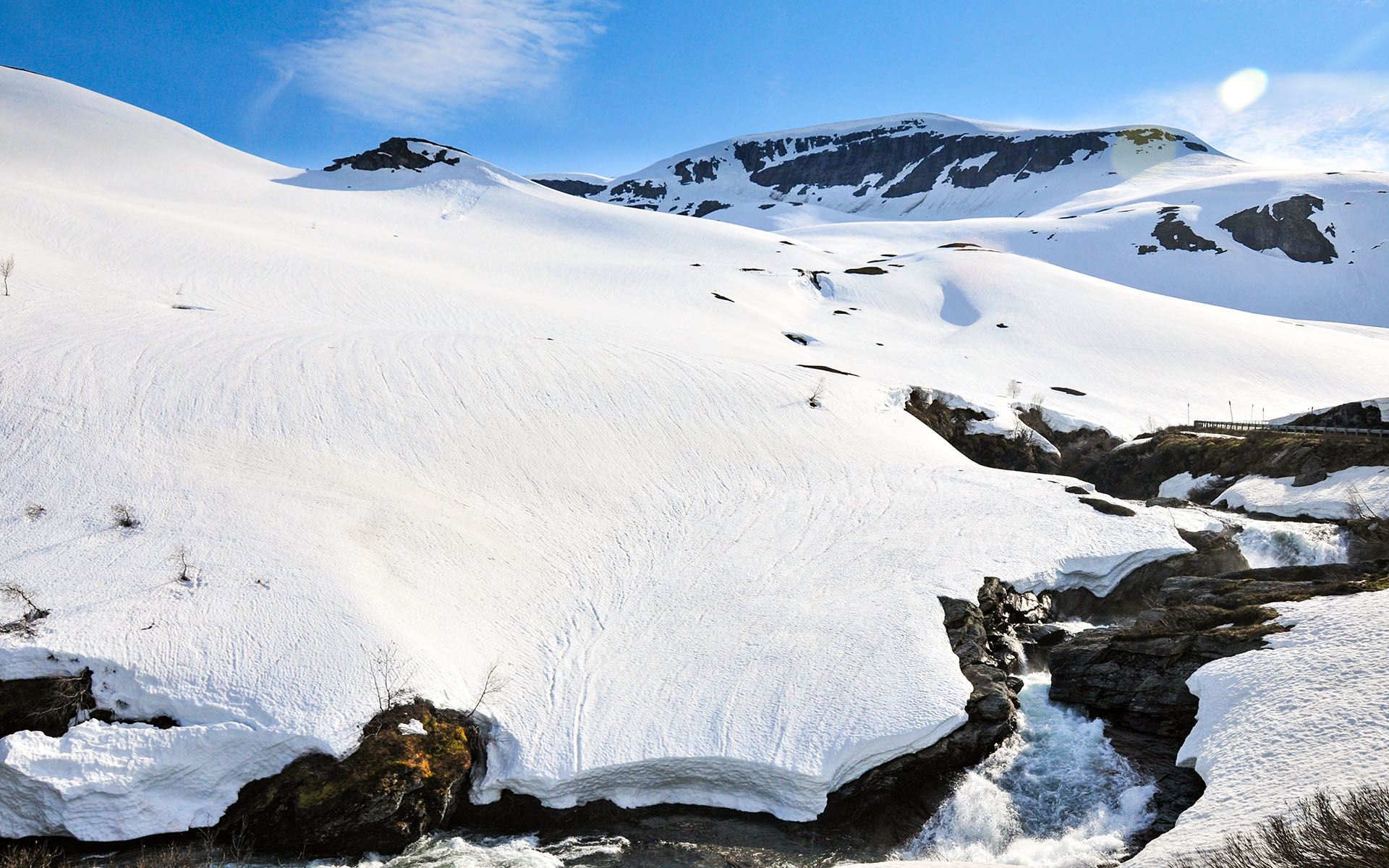 2012.05_Myrkdalselvi_Vestland_Norway_02