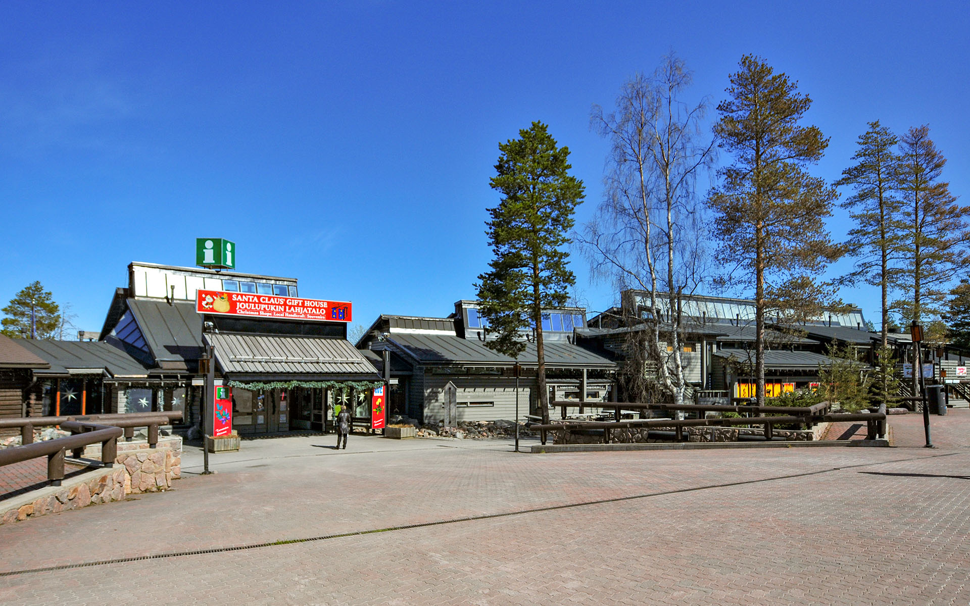 2012.05_Santa-Claus-Village_Rovaniemi_Lapland_Finland_05