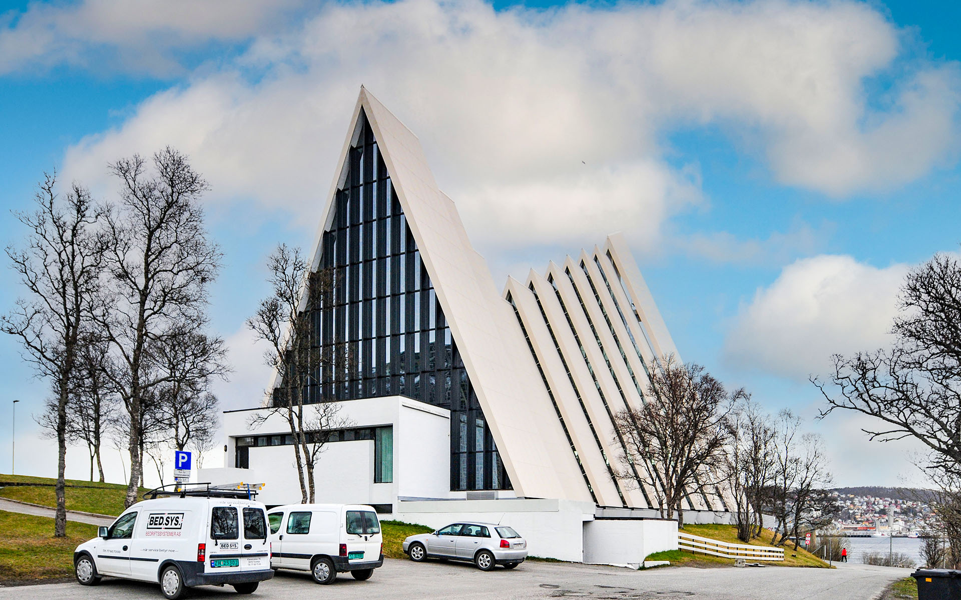 2012.05_Tromso_Troms-og-Finnmark_Norway_01