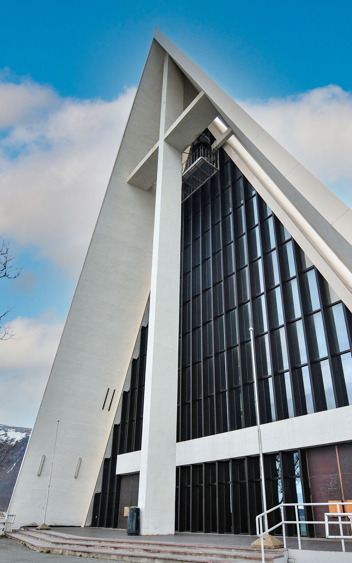 2012.05_Tromso_Troms-og-Finnmark_Norway_02