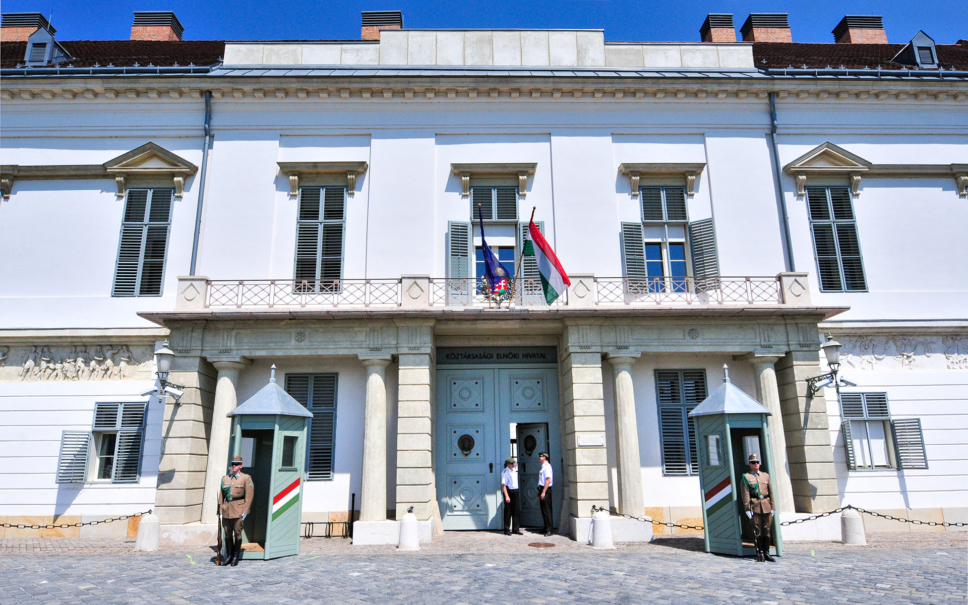 2012.07_Sandor-Palace_Budapest_Central-Hungary_Hungary_02