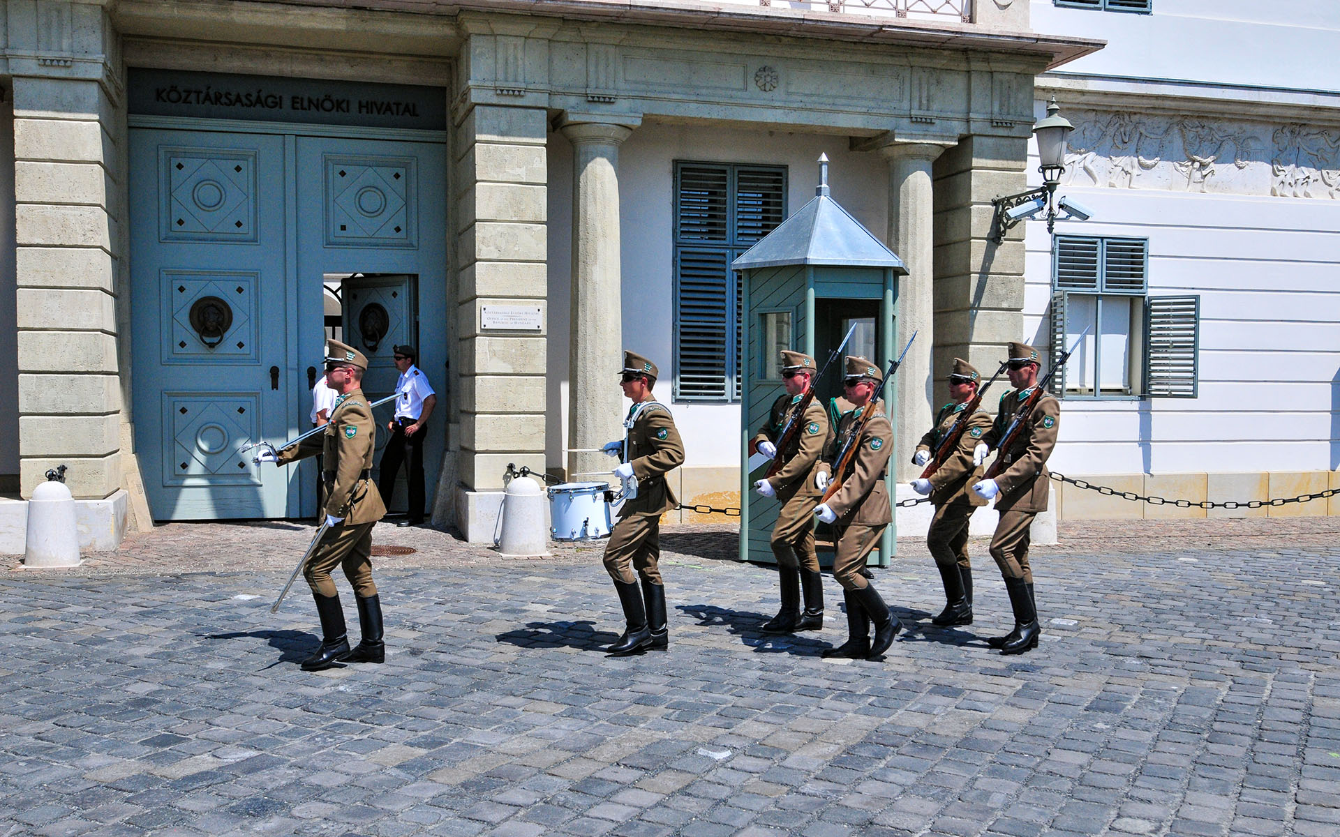 2012.07_Sandor-Palace_Budapest_Central-Hungary_Hungary_03