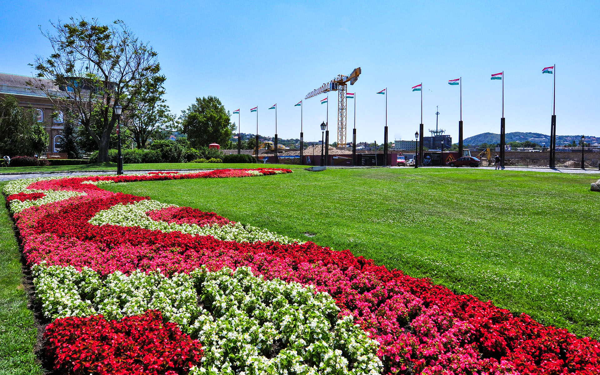 2012.07_Sandor-Palace_Budapest_Central-Hungary_Hungary_07