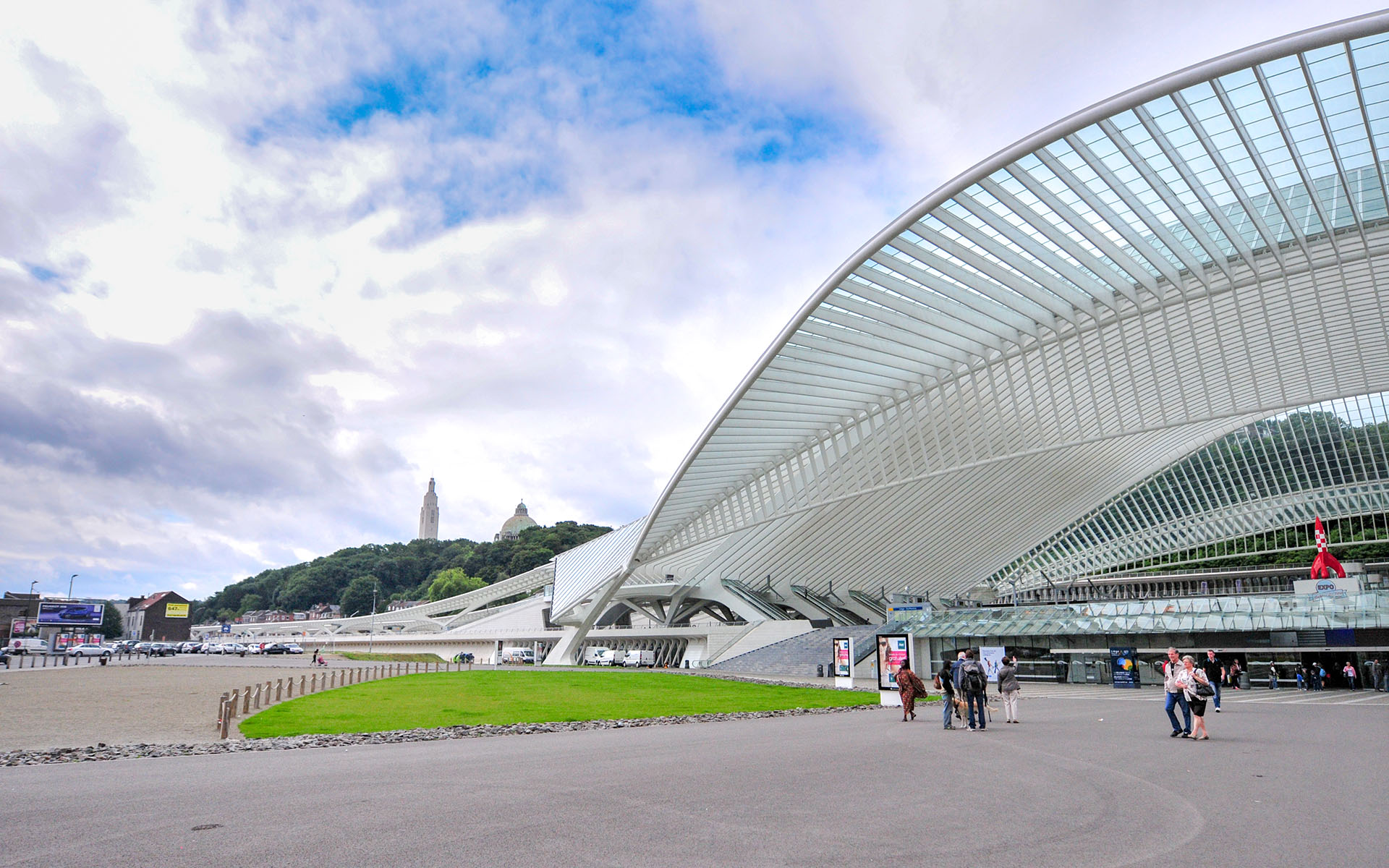 2012.08_Liege-Guillemins-Railway-Station_Liege_Liege-Province_Belgium_02