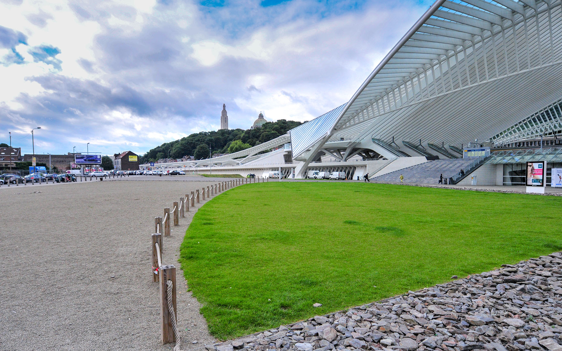 2012.08_Liege-Guillemins-Railway-Station_Liege_Liege-Province_Belgium_03