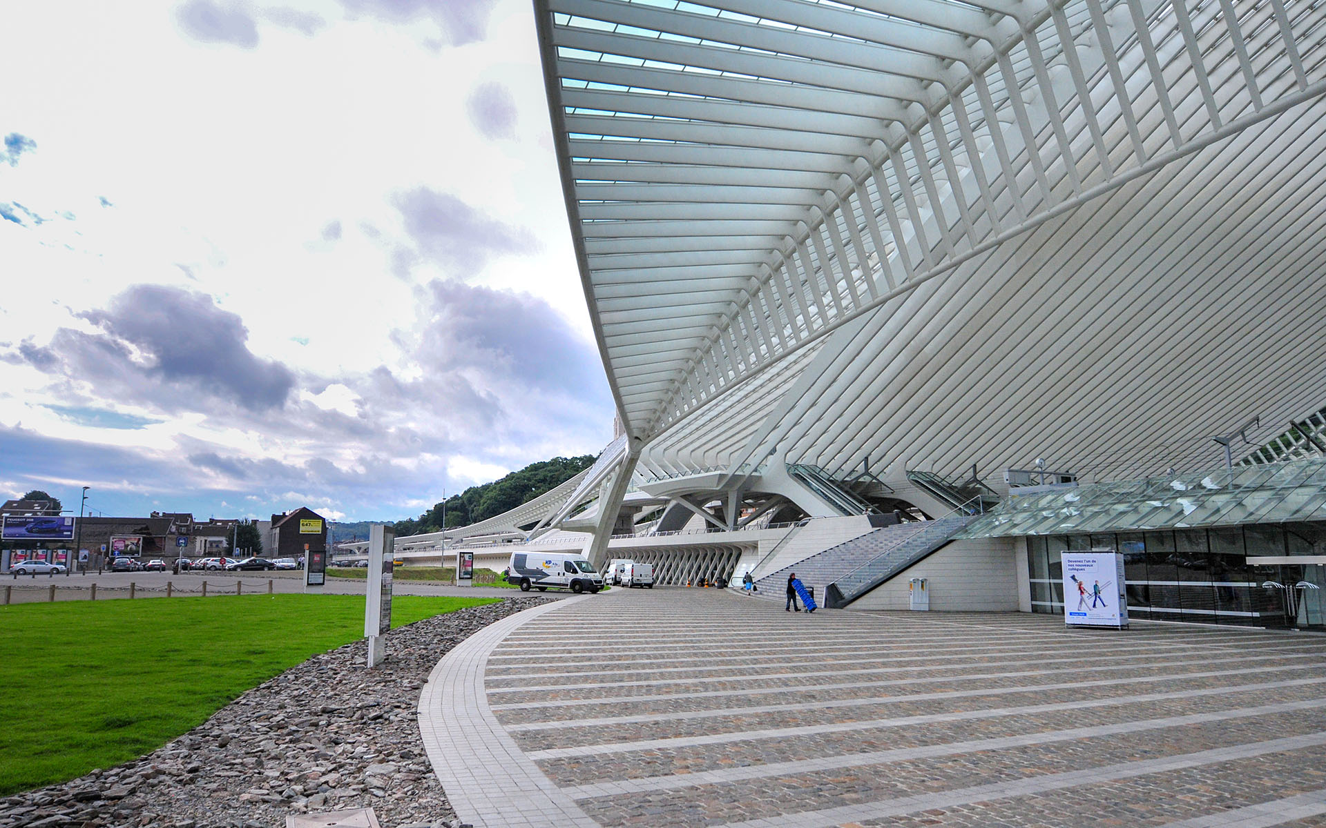 2012.08_Liege-Guillemins-Railway-Station_Liege_Liege-Province_Belgium_04