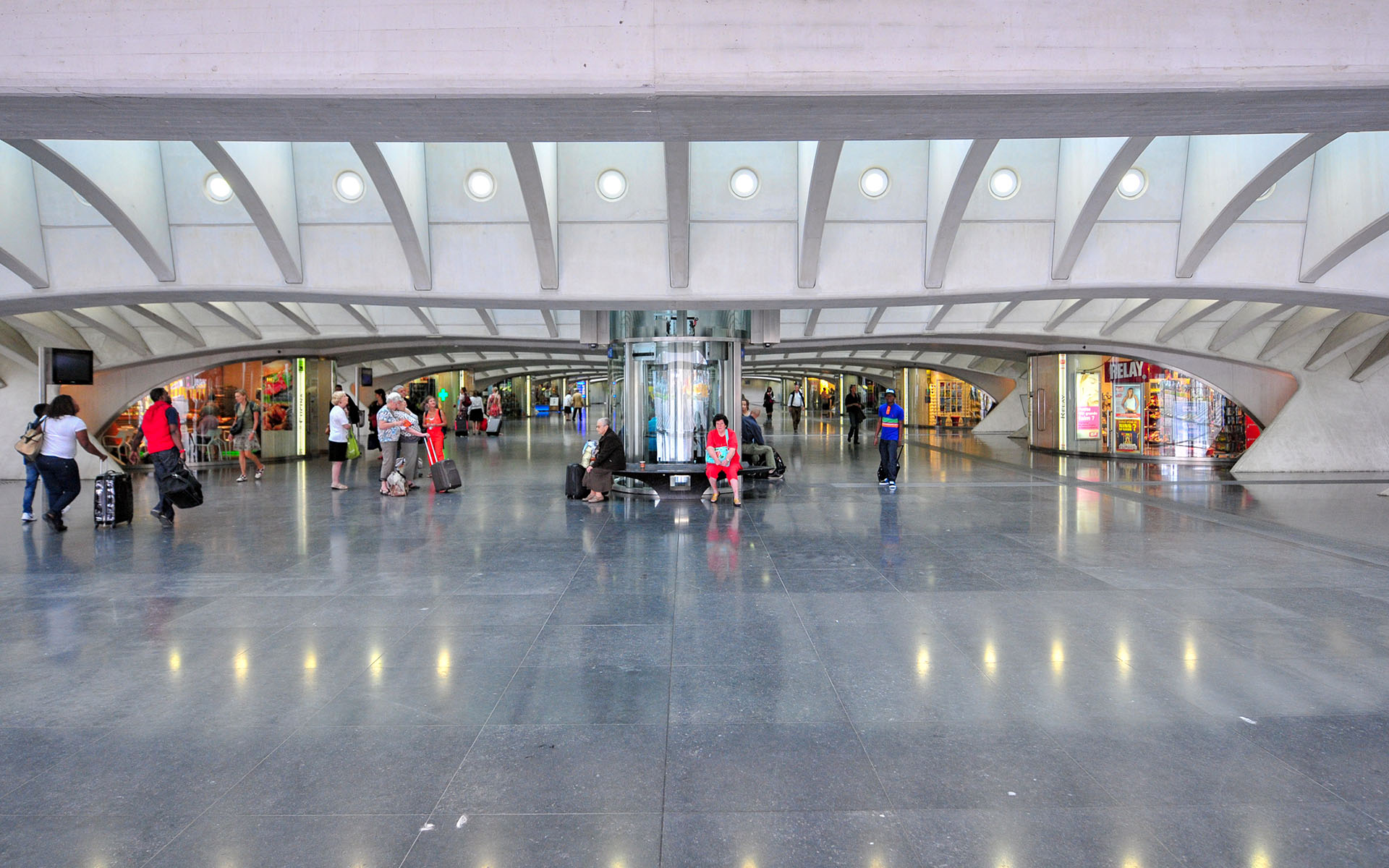2012.08_Liege-Guillemins-Railway-Station_Liege_Liege-Province_Belgium_05