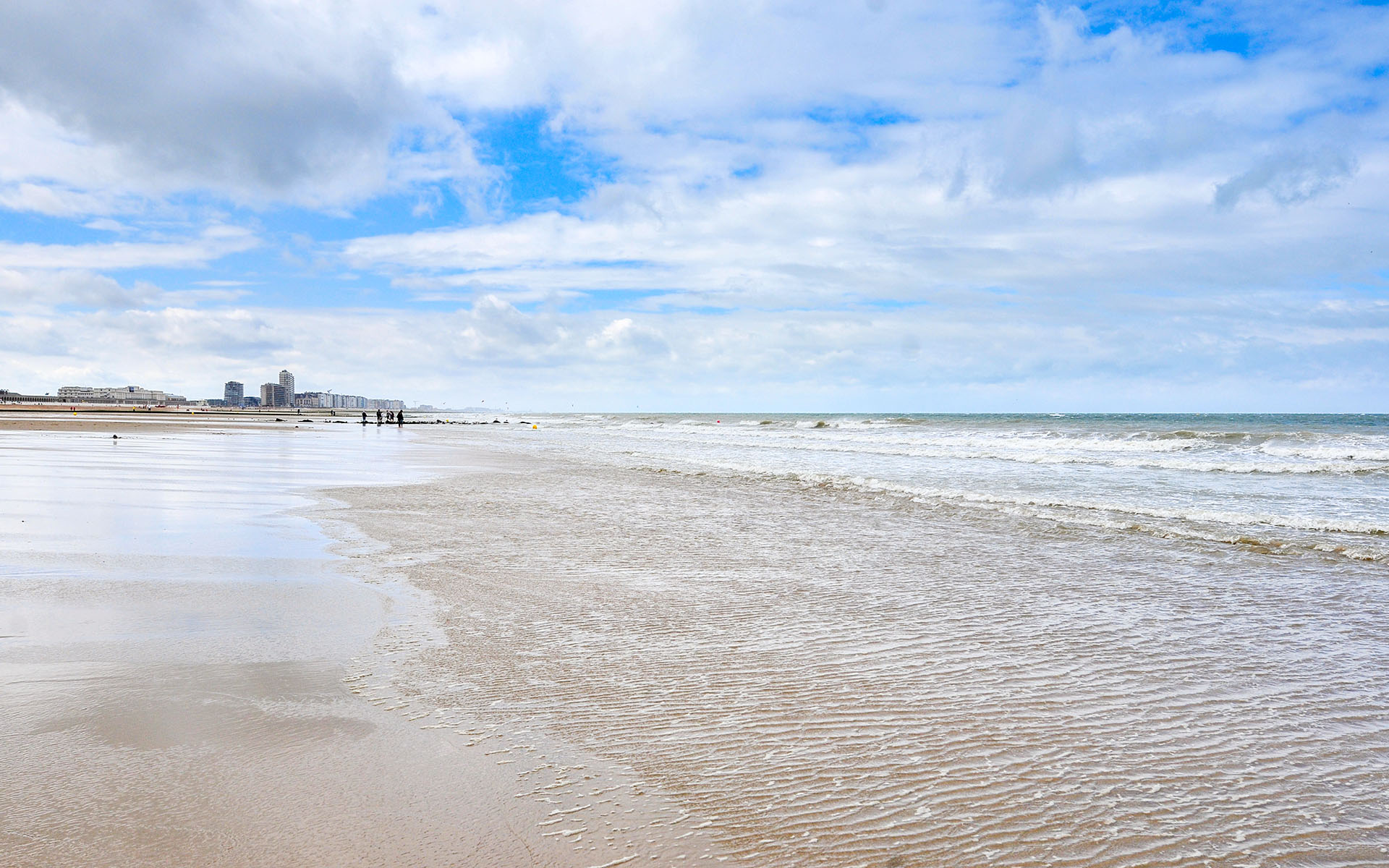 2012.08_Ostend-Beach_Ostend_West-Flanders-Province_Belgium_04