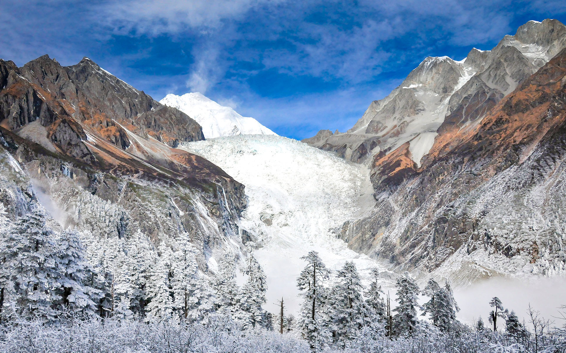 2012.12_Mount-Gongga_Garze-Tibetan-Autonomous-Prefecture_Sichuan_China_01