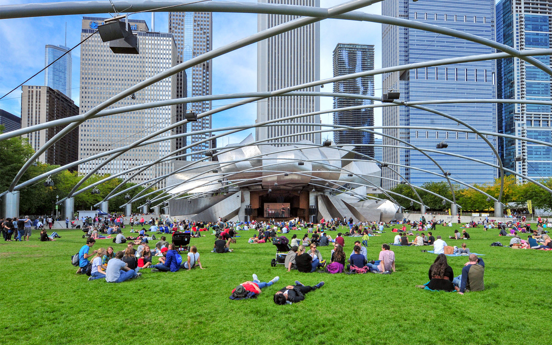 2013.09_Jay-Pritzker-Pavilion_Millennium-Park_Chicago_Illinois_USA_01