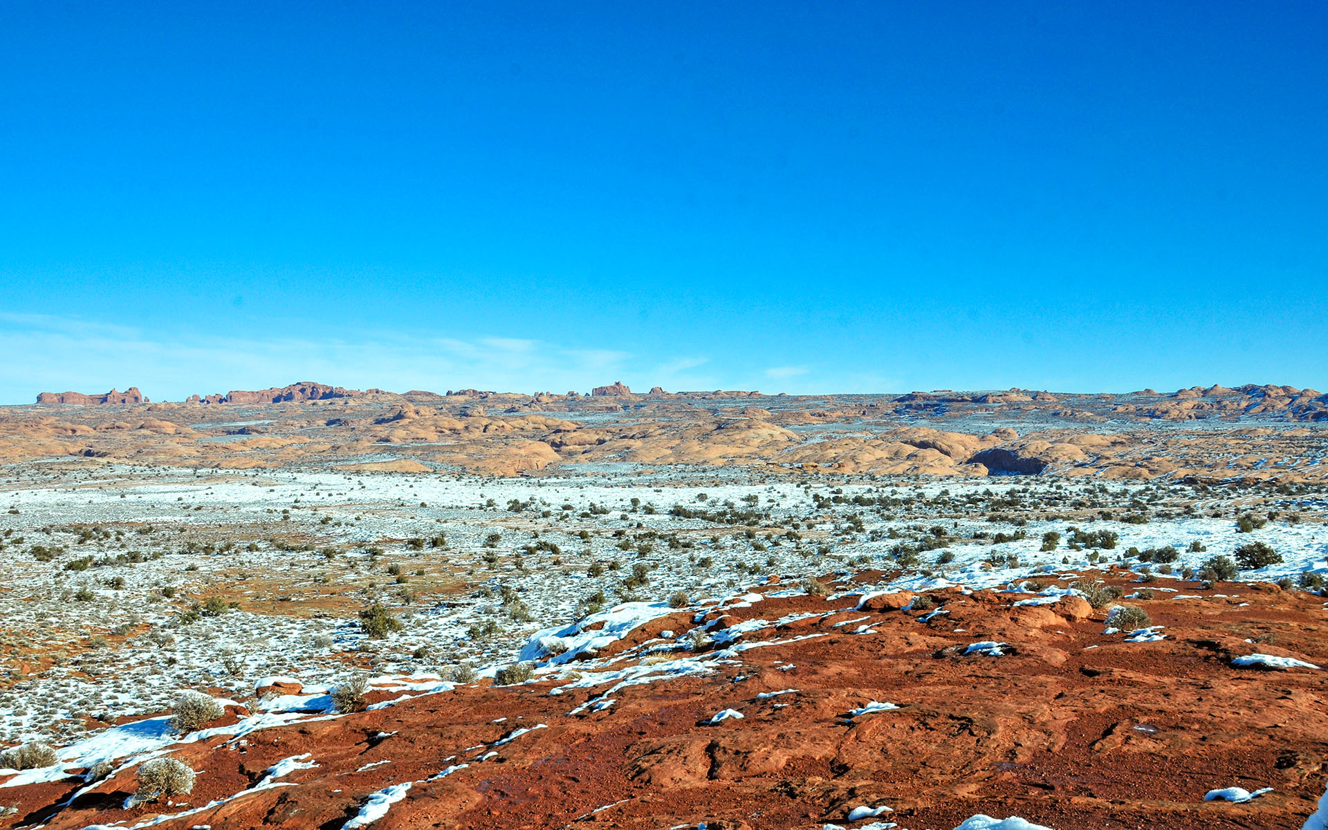 2017.12_La-Sal-Mountains-Viewpoint_Arches-National-Park_Utah_USA_07