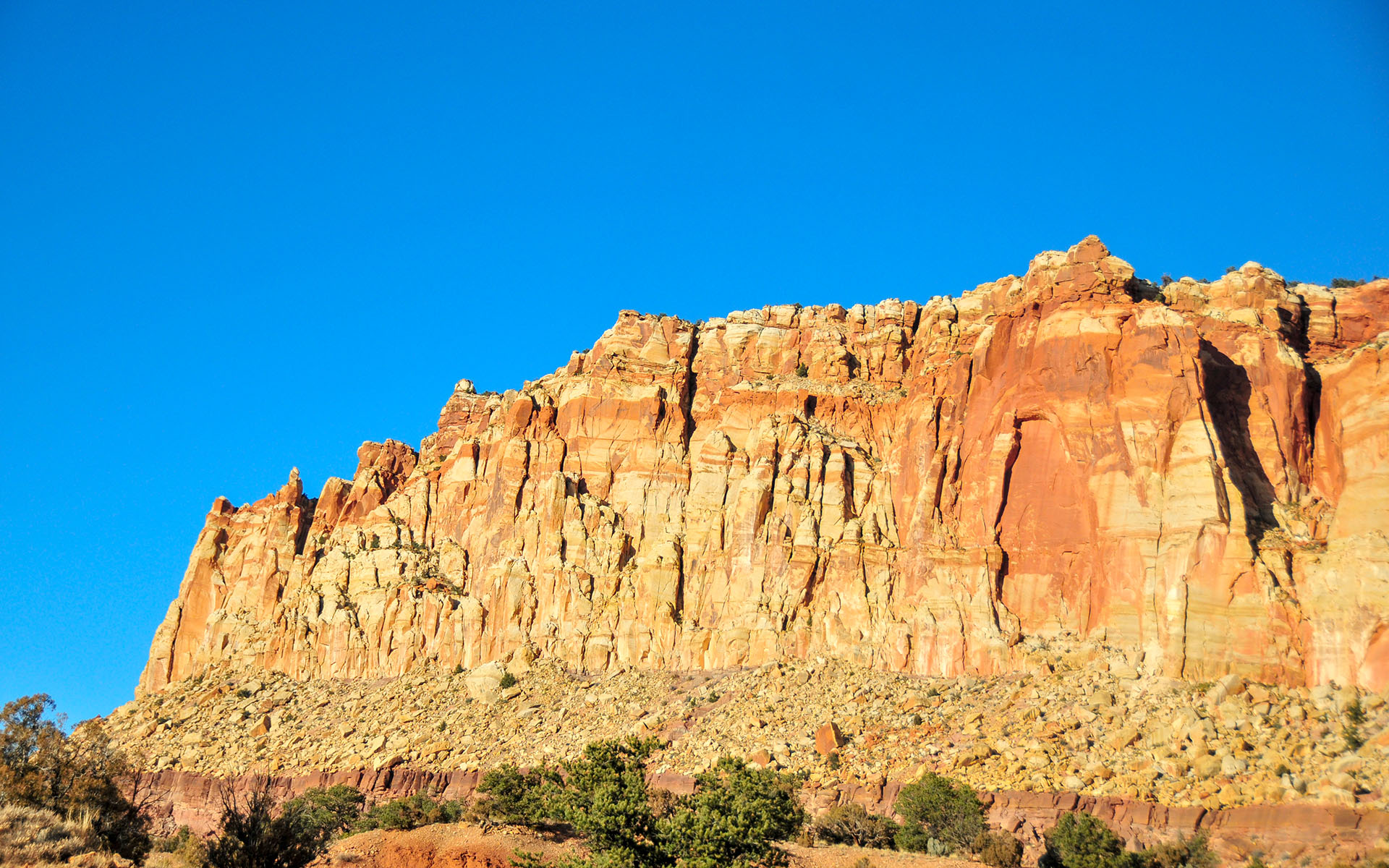 2017.12_Mummy-Cliff_Capitol-Reef-National-Park_Utah_USA_05