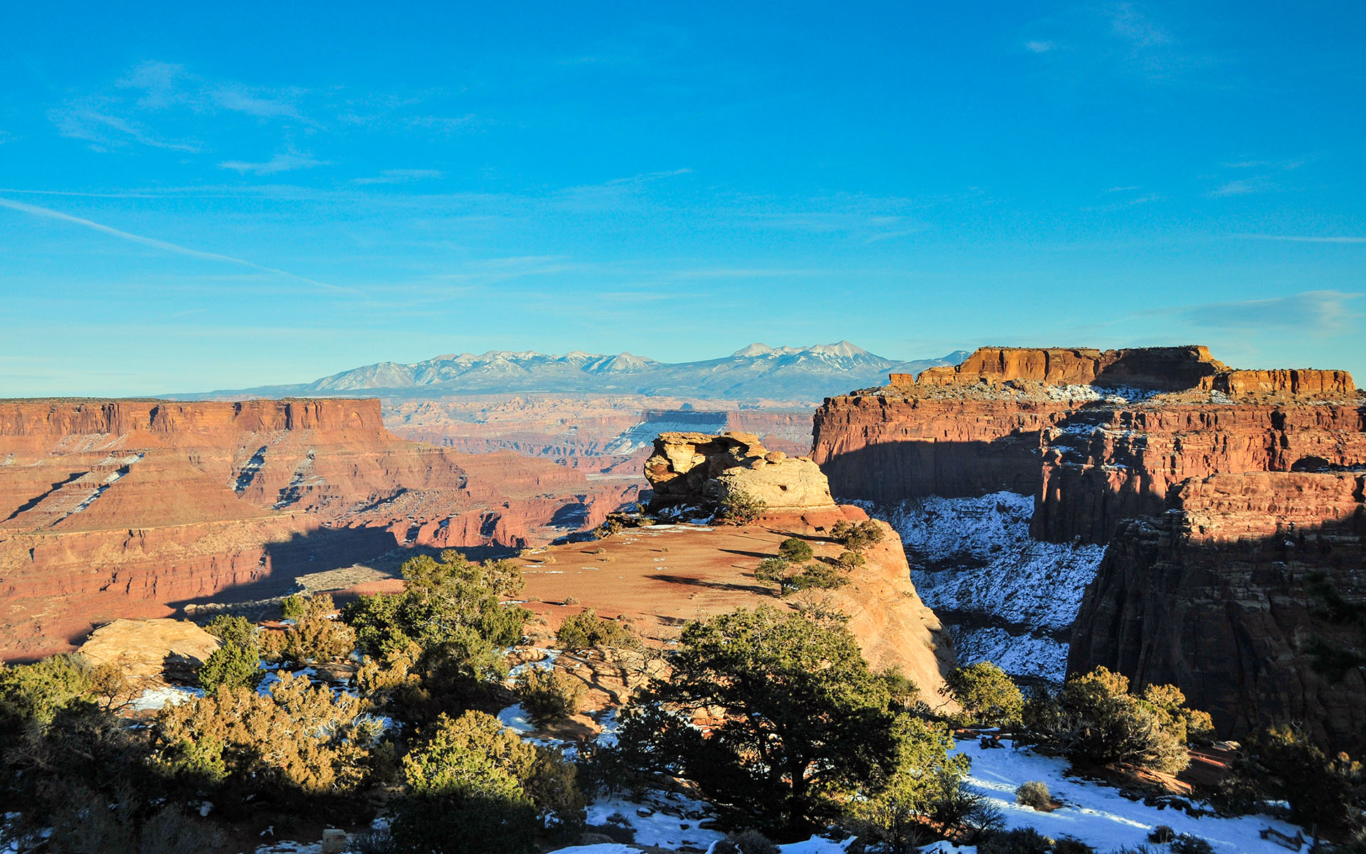 2017.12_Shafer-Canyon-Overlook_Canyonlands-National-Park_Utah_USA_03