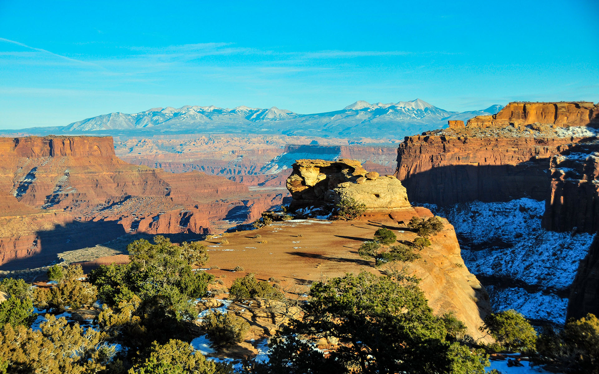 2017.12_Shafer-Canyon-Overlook_Canyonlands-National-Park_Utah_USA_04