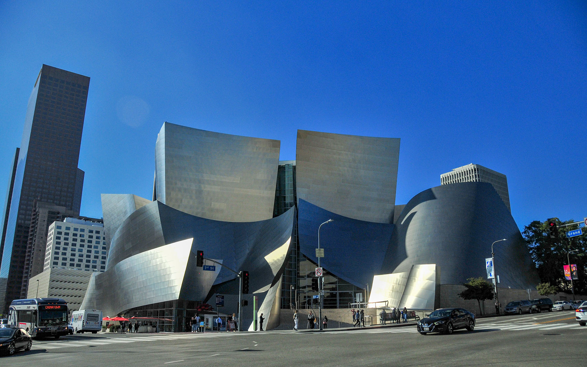 2018.12_Walt-Disney-Concert-Hall_Los-Angeles_California_USA_02