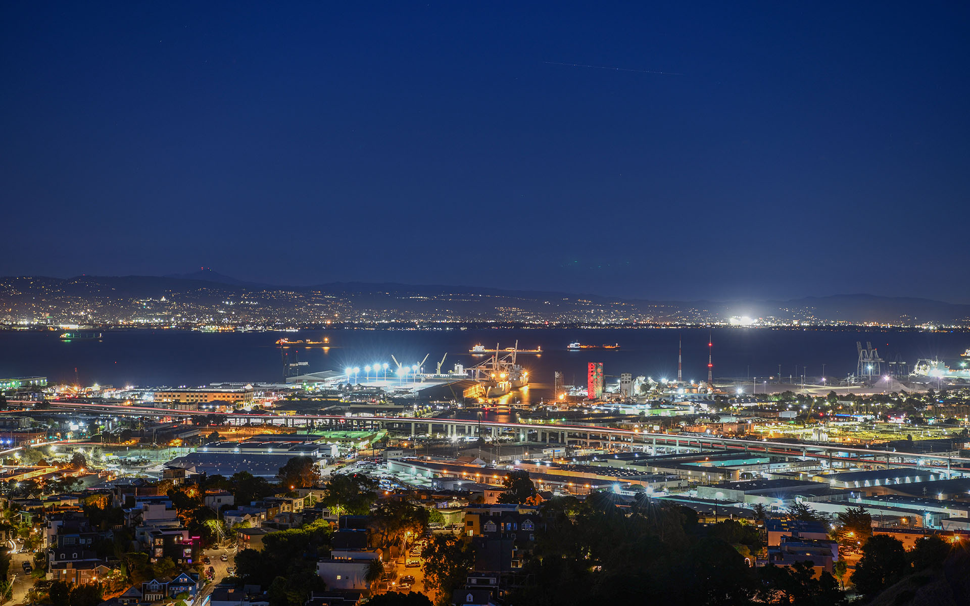 2019.09_Night-Scene_Bernal-Heights-Park_San-Francisco_California_USA_03