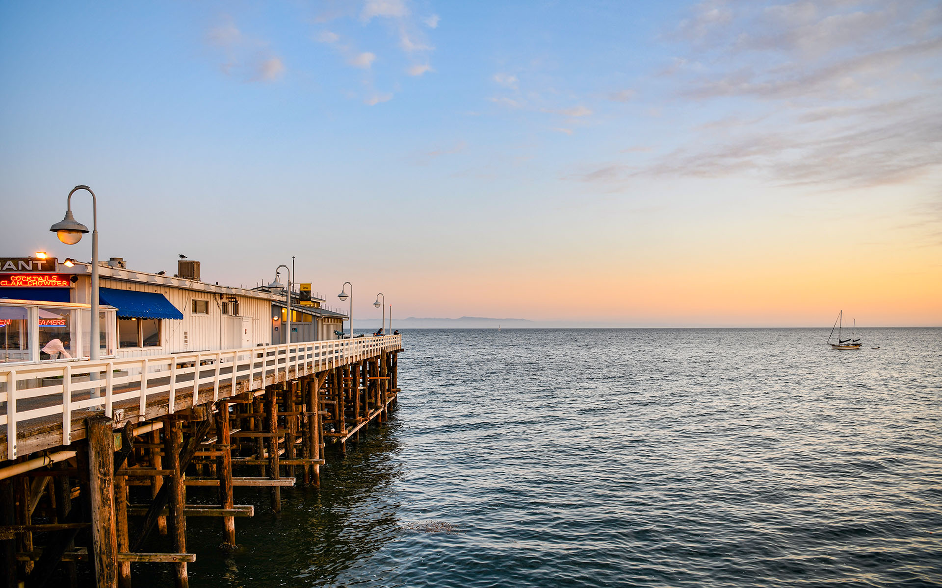 2019.09_Santa-Cruz-Wharf_Santa-Cruz_California_USA_02