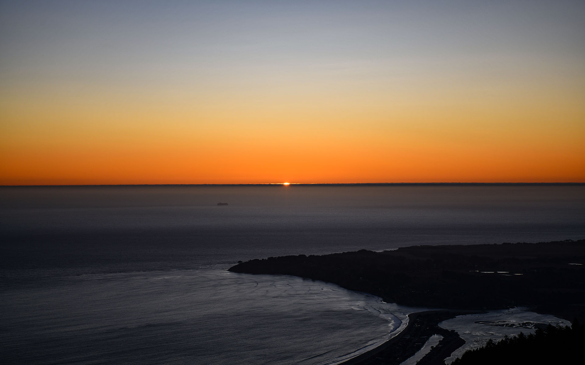 2019.10_Parking-For-Twelve-Cars_Mount-Tamalpais-State-Park_California_USA_02