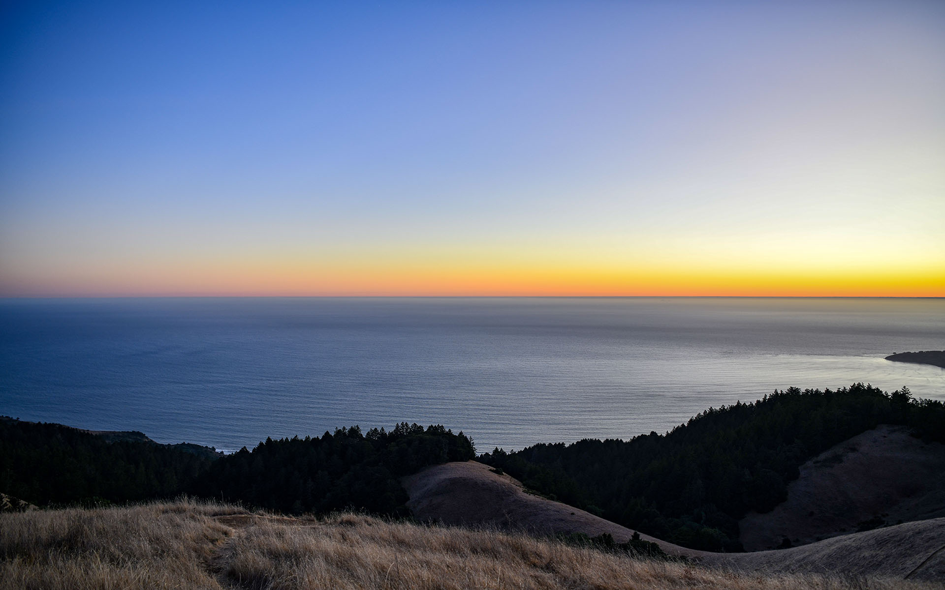 2019.10_Parking-For-Twelve-Cars_Mount-Tamalpais-State-Park_California_USA_05