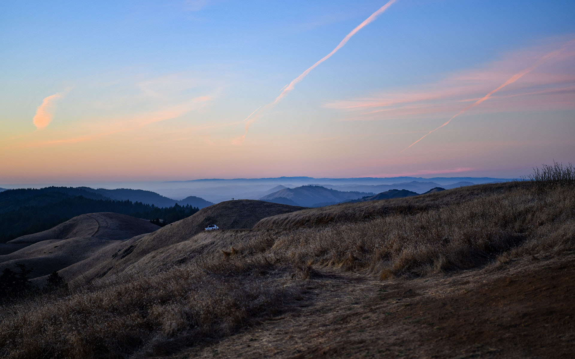 2019.10_Parking-For-Twelve-Cars_Mount-Tamalpais-State-Park_California_USA_08