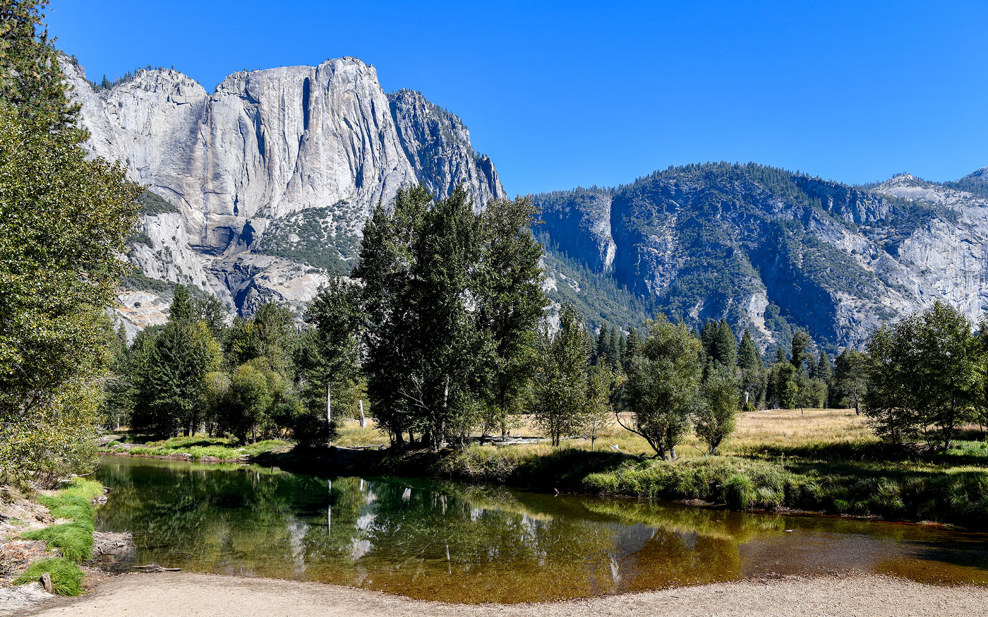 2019.10_Swinging-Bridge_Yosemite-National-Park_California_USA_06