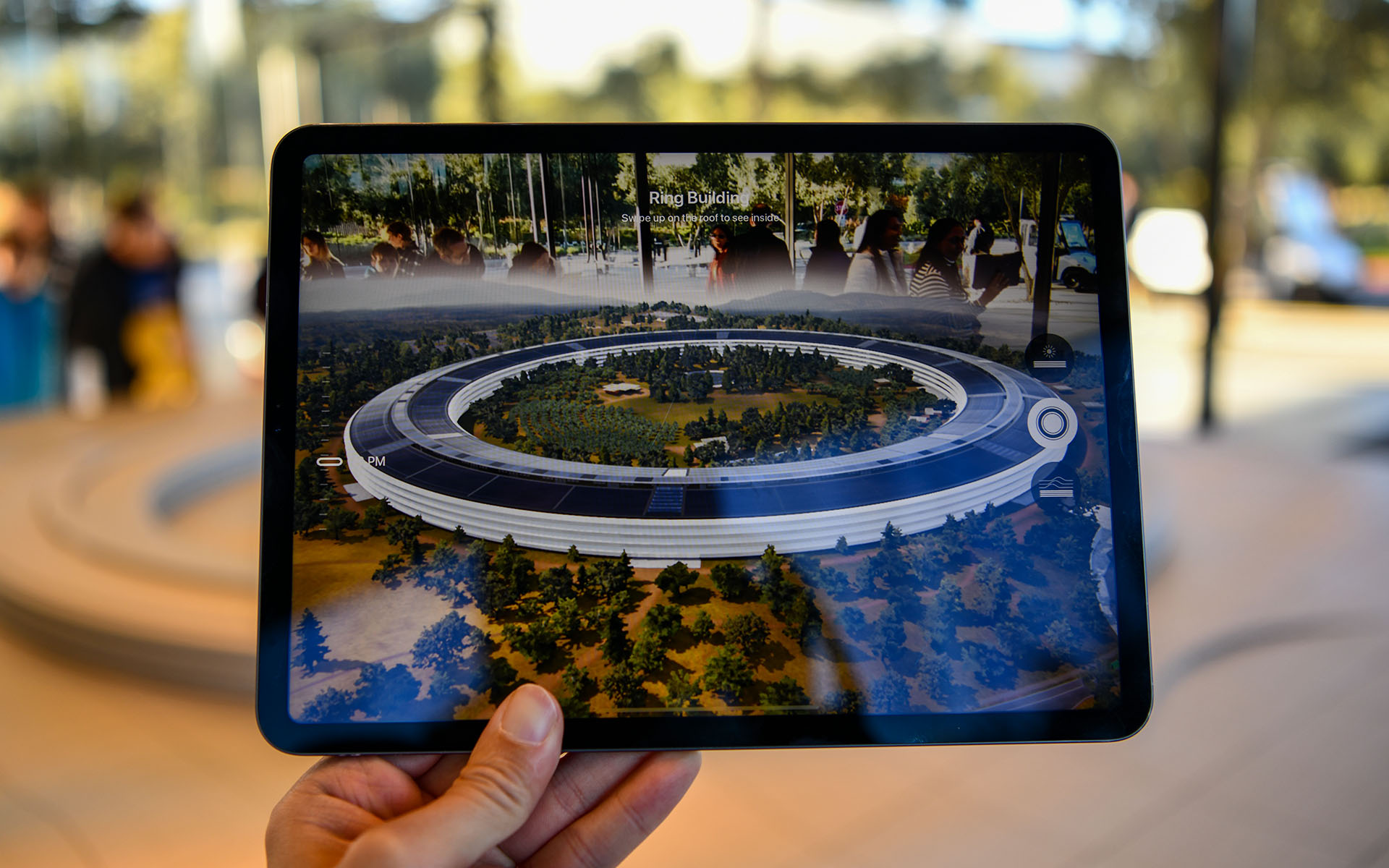 2020.01_Apple-Park-Visitor-Center_Cupertino_California_USA_06