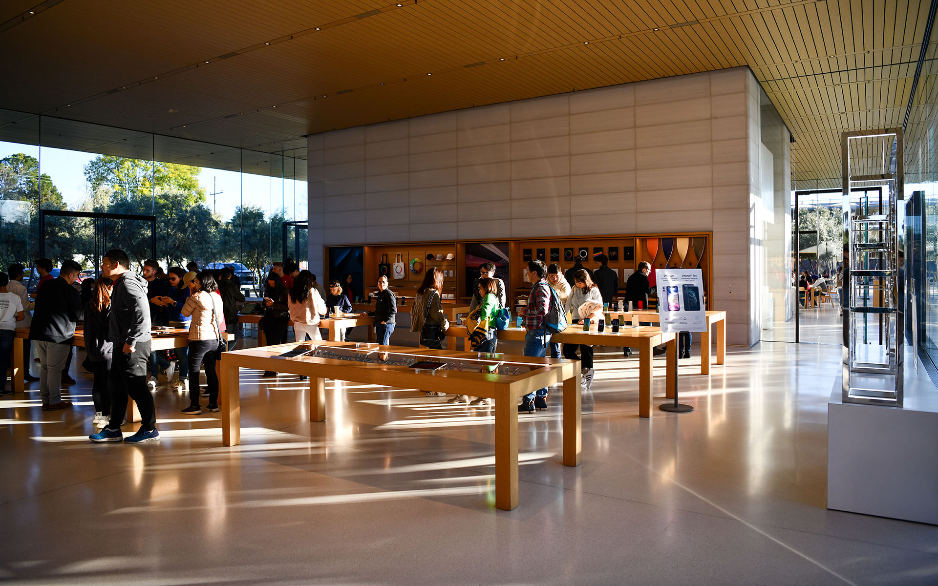 2020.01_Apple-Park-Visitor-Center_Cupertino_California_USA_07