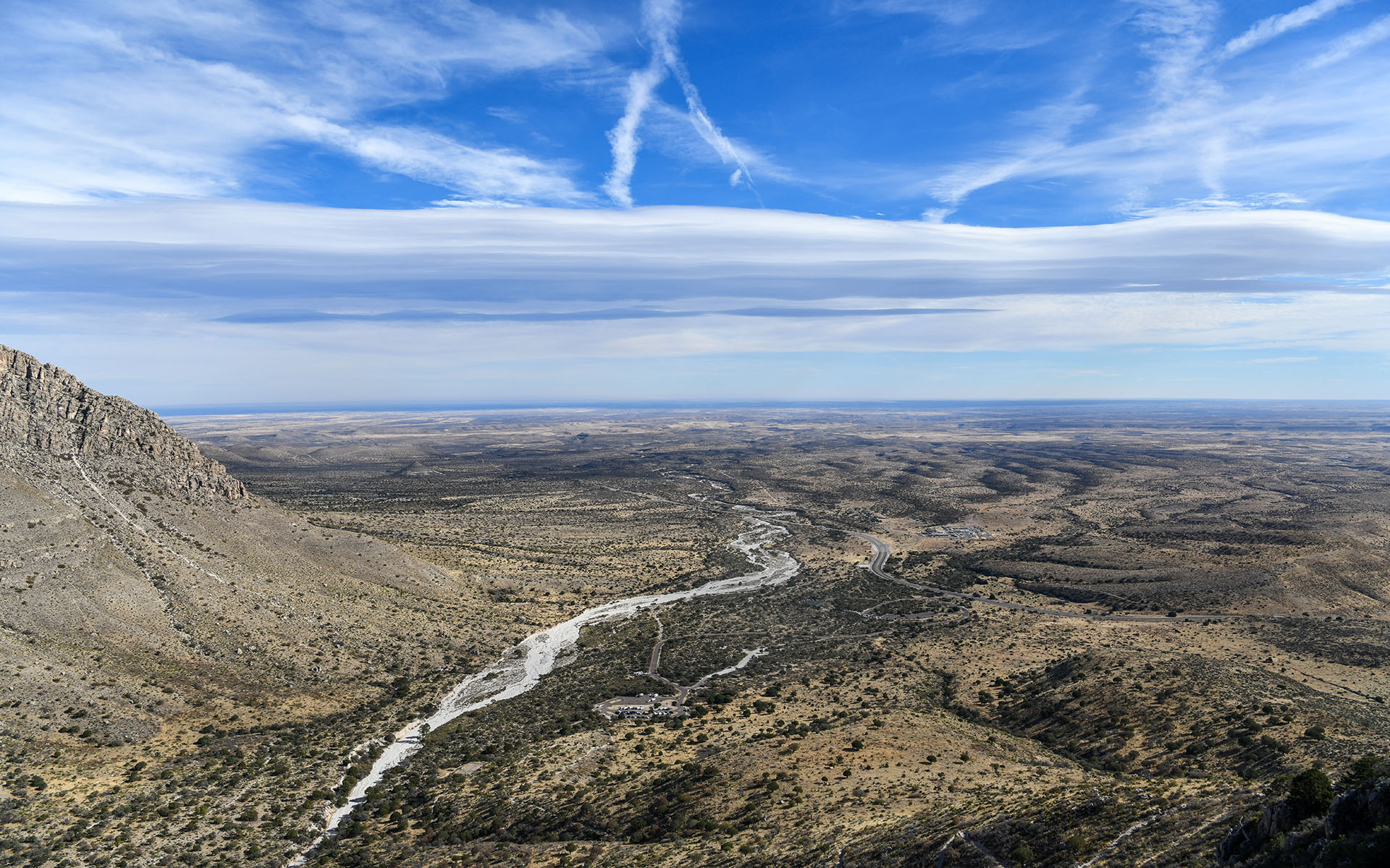 2021.12_Guadalupe-Peak-Trail_Guadalupe-Mountains-National-Park_Texas_USA_02