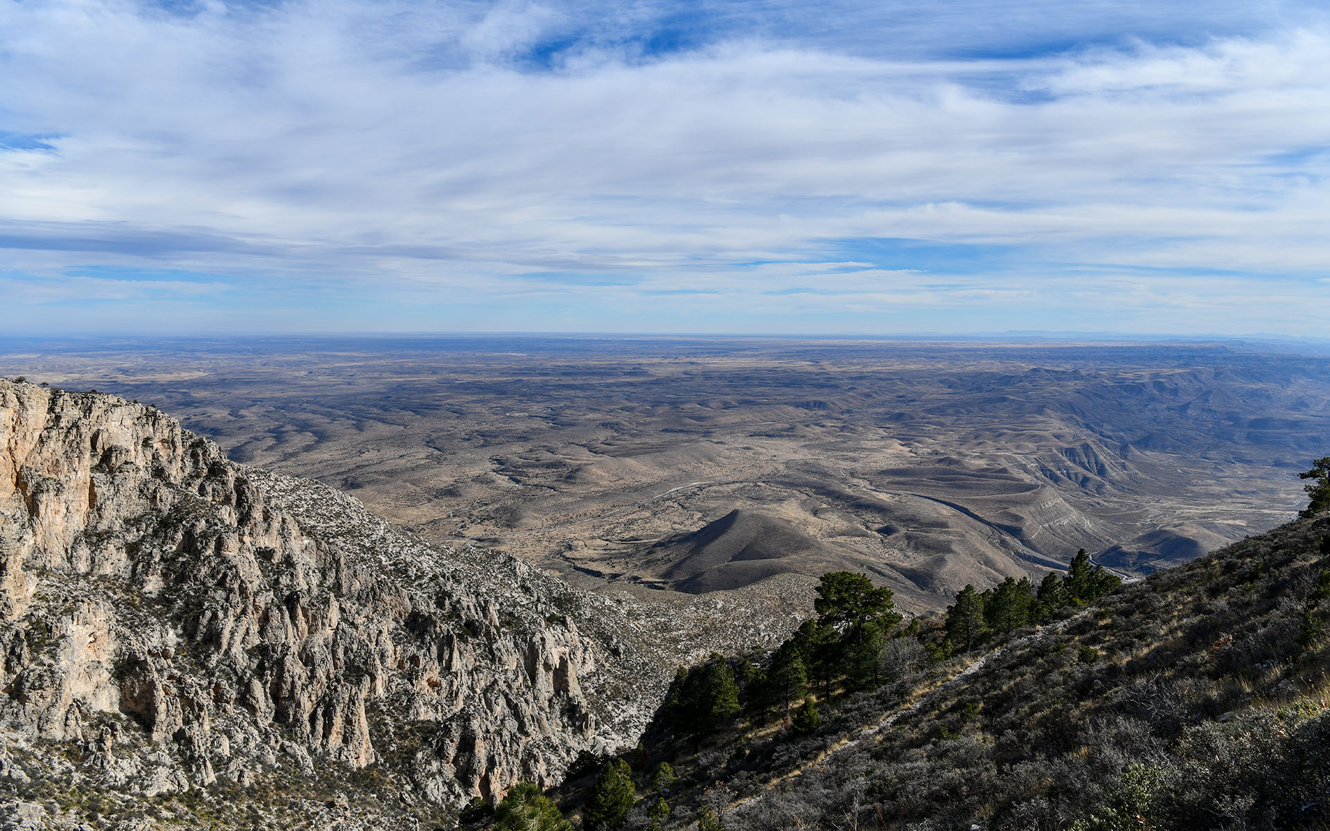 2021.12_Guadalupe-Peak-Trail_Guadalupe-Mountains-National-Park_Texas_USA_03