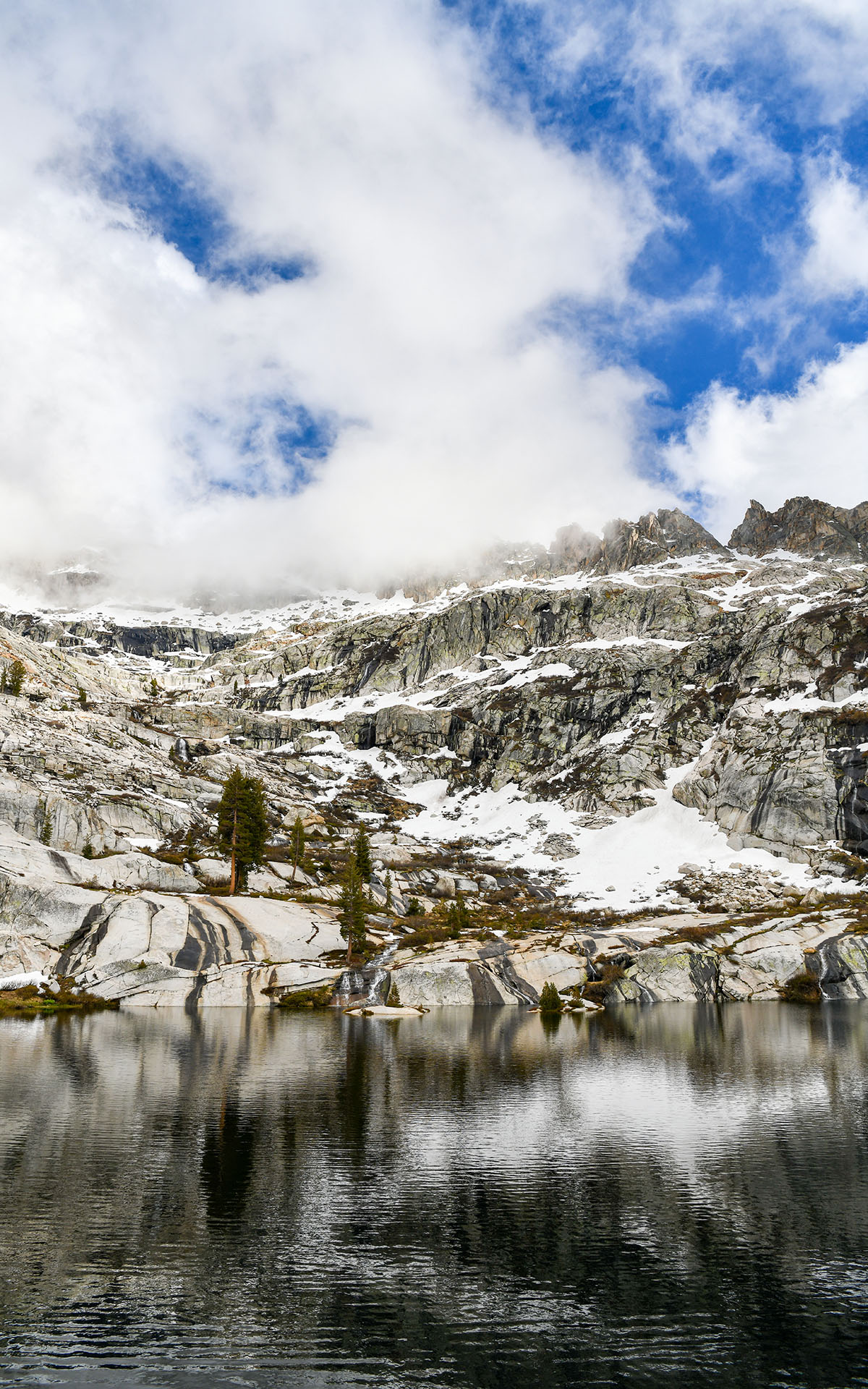 2022.05_Emerald-Lake_Sequoia-%26-Kings-Canyon-National-Park_California_USA_05