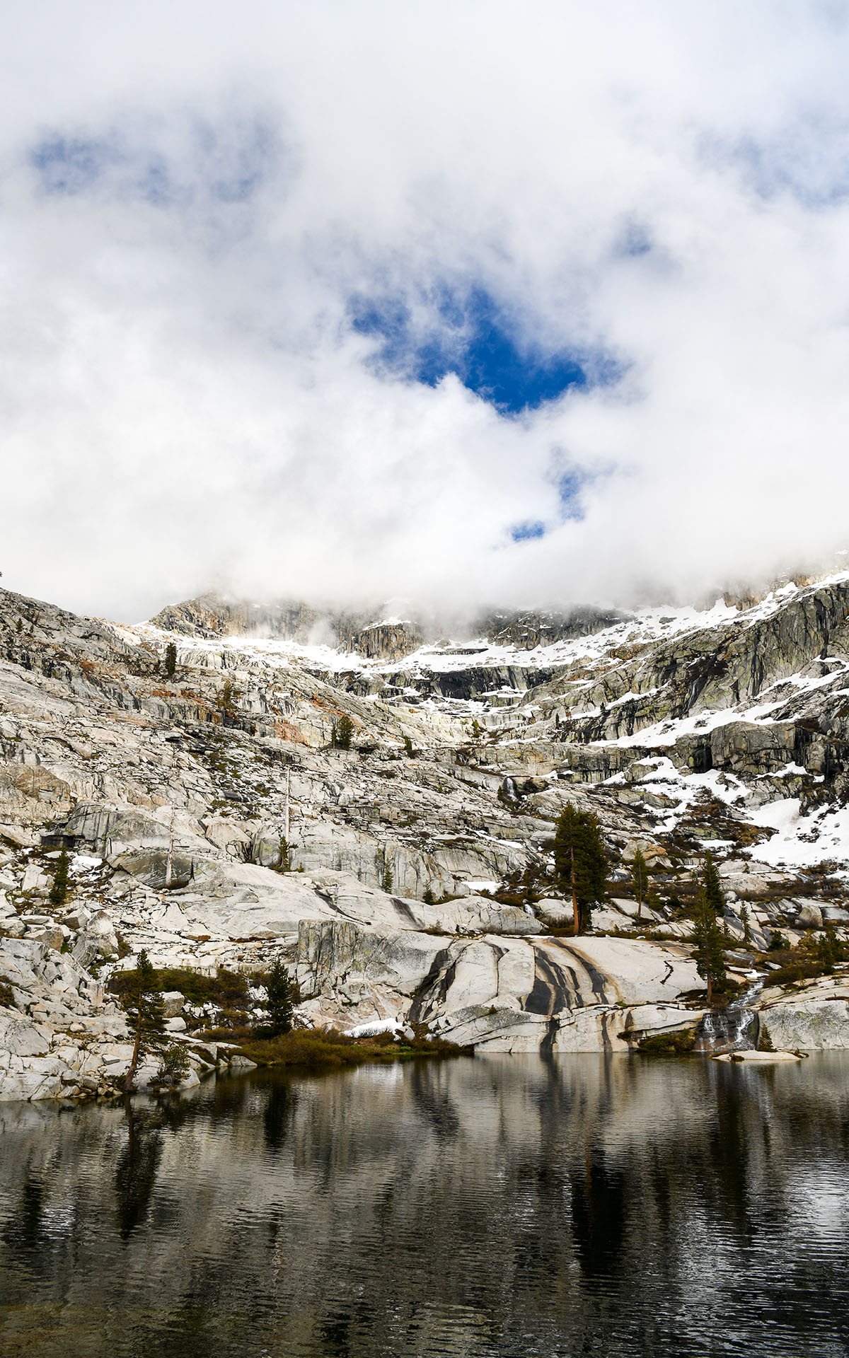 2022.05_Emerald-Lake_Sequoia-%26-Kings-Canyon-National-Park_California_USA_06