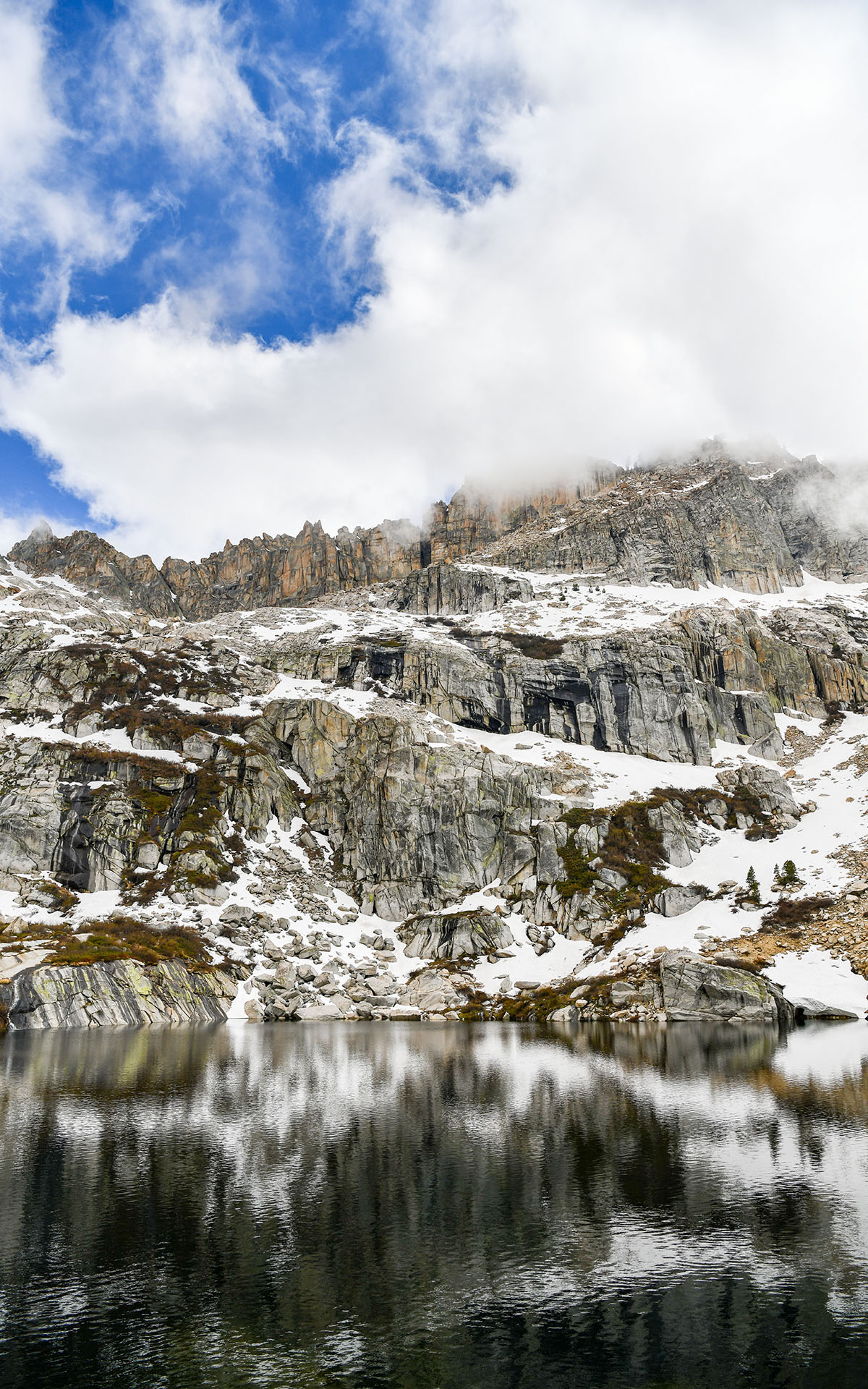 2022.05_Emerald-Lake_Sequoia-%26-Kings-Canyon-National-Park_California_USA_09