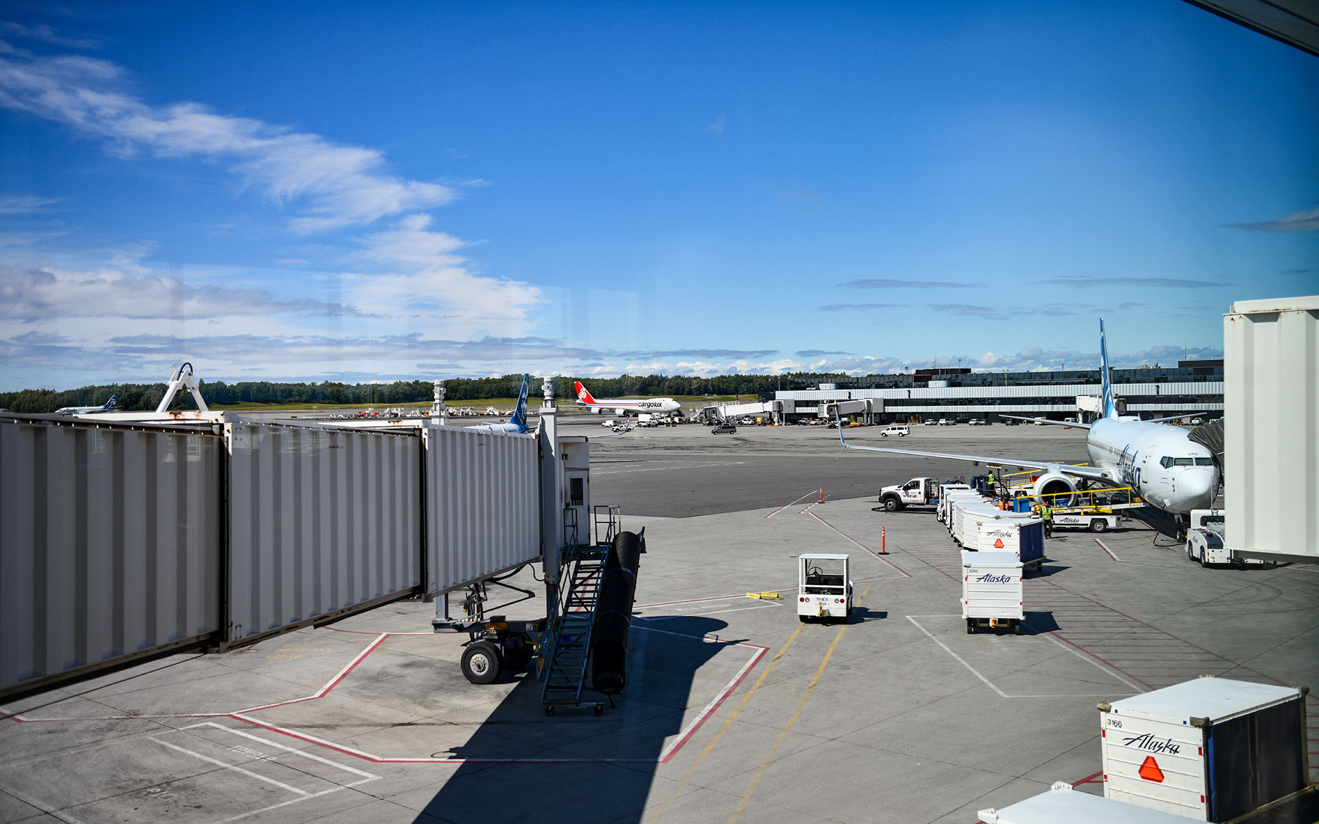 2022.07_Ted-Stevens-Anchorage-International-Airport_Anchorage_Alaska_USA_05