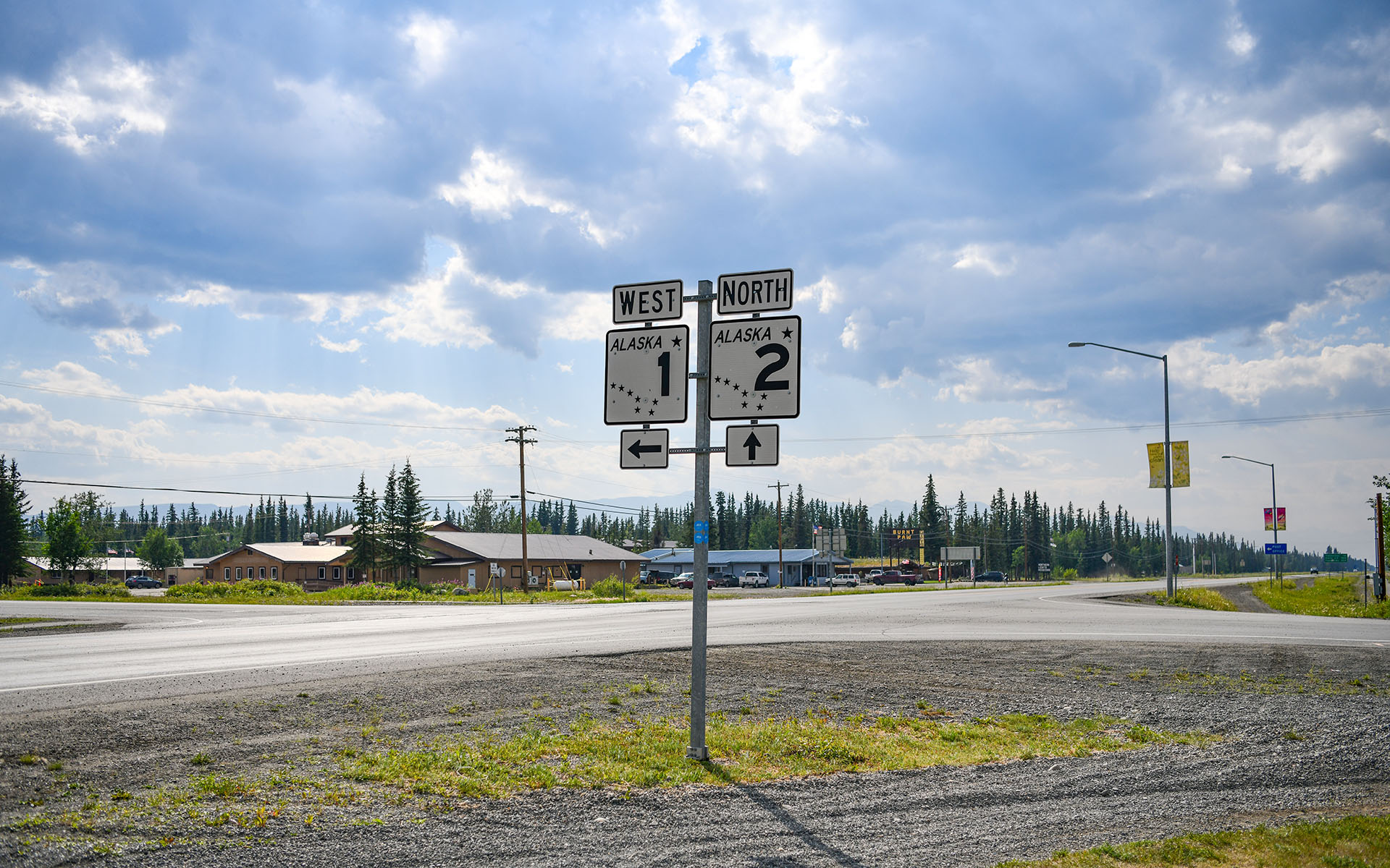2022.07_Visitor-Center_Tok_Alaska_USA_01
