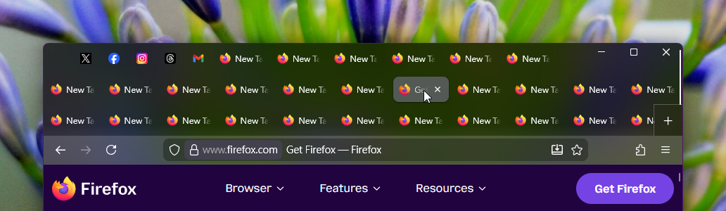 Pinned tabs follow scrolling