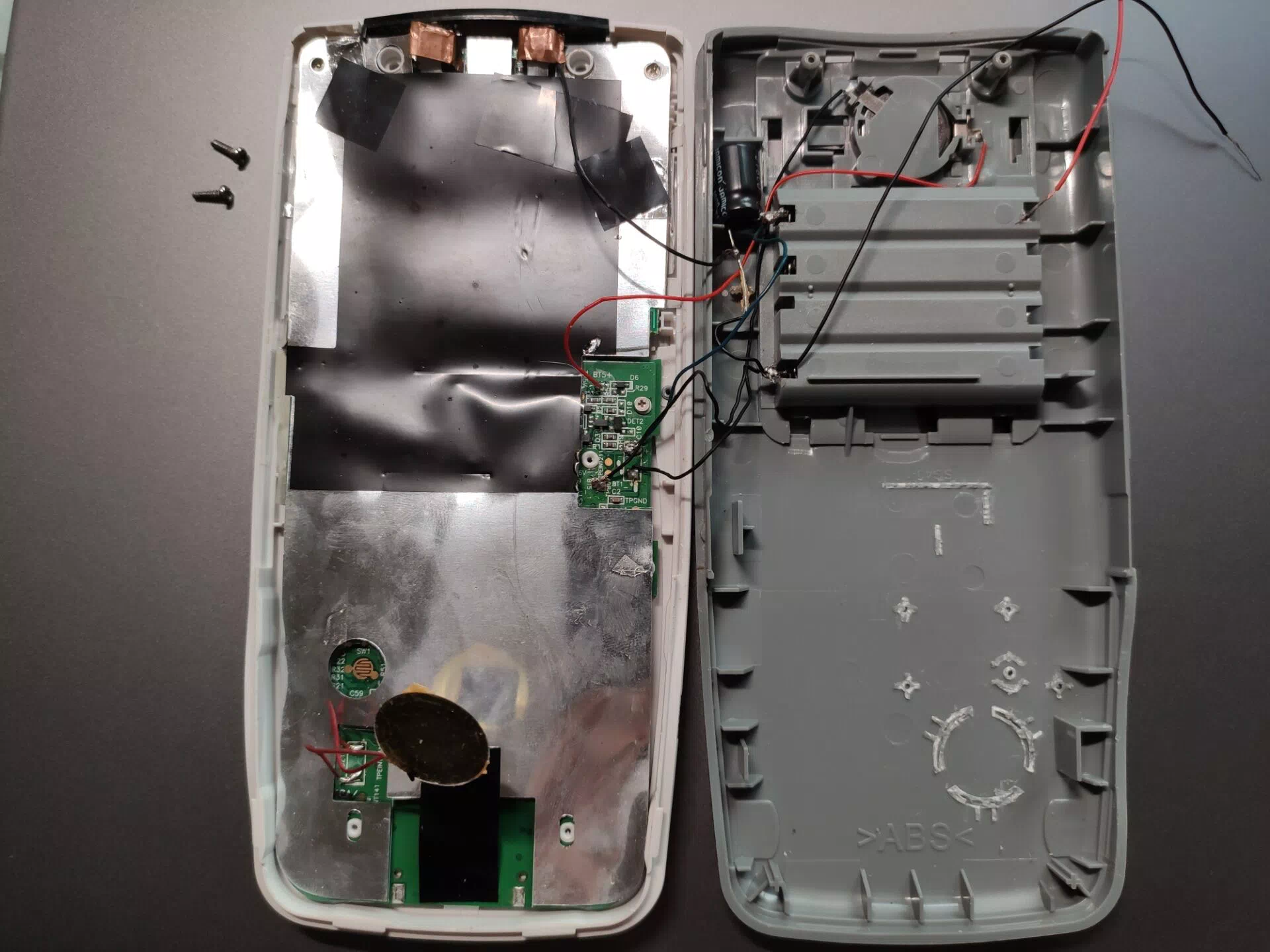 打开后如图(因为我已做部分改造 会有少许不同)