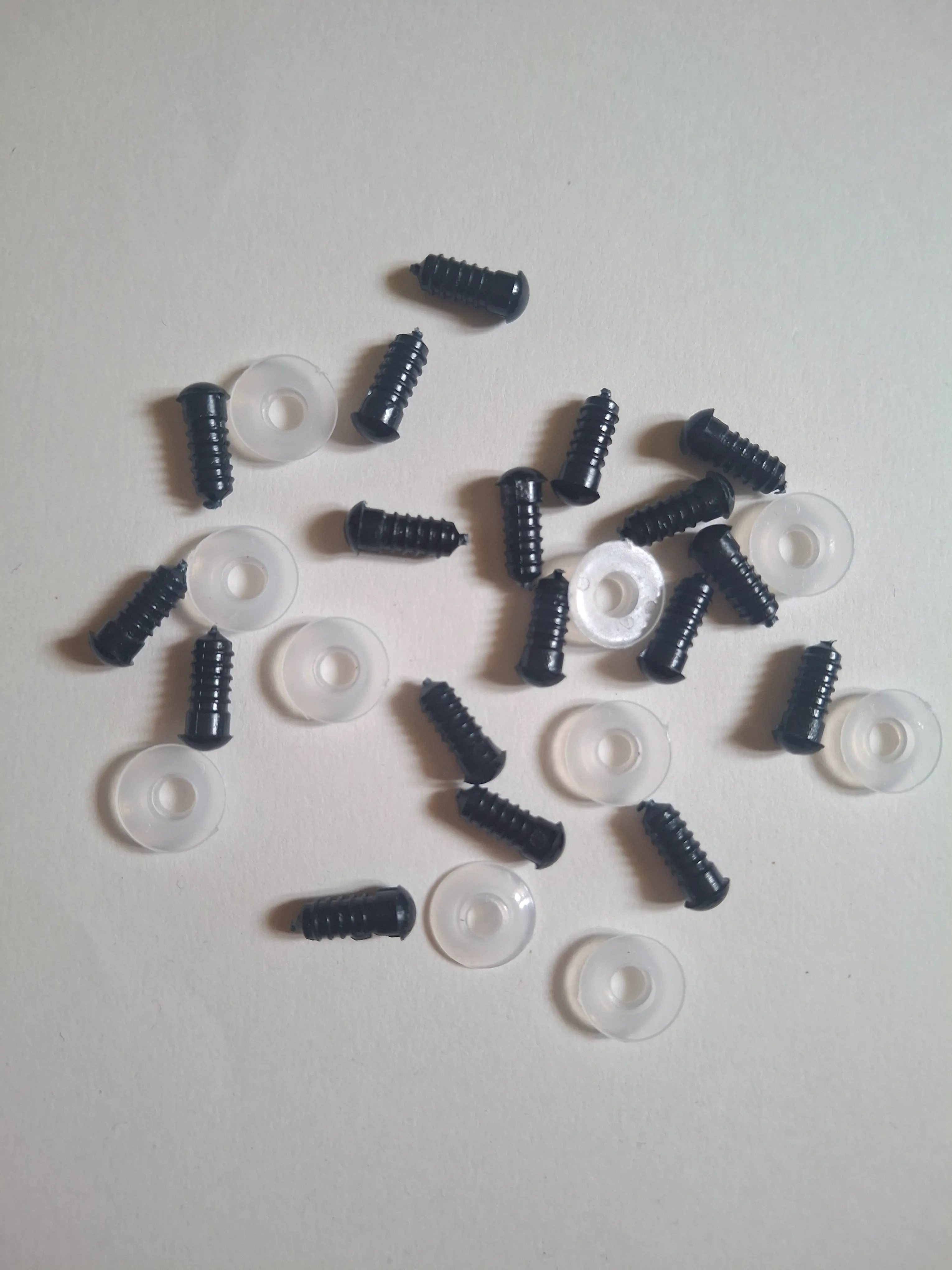 Eyes 0 (100p) - Main Image