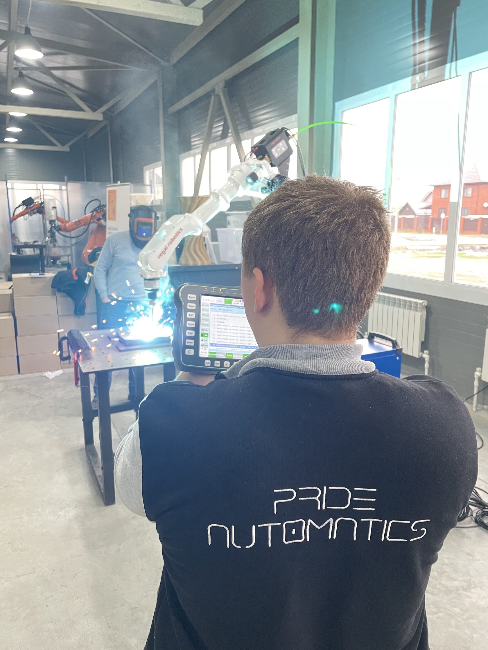 Роботизированный комплекс Прайд-Автоматикс в работе