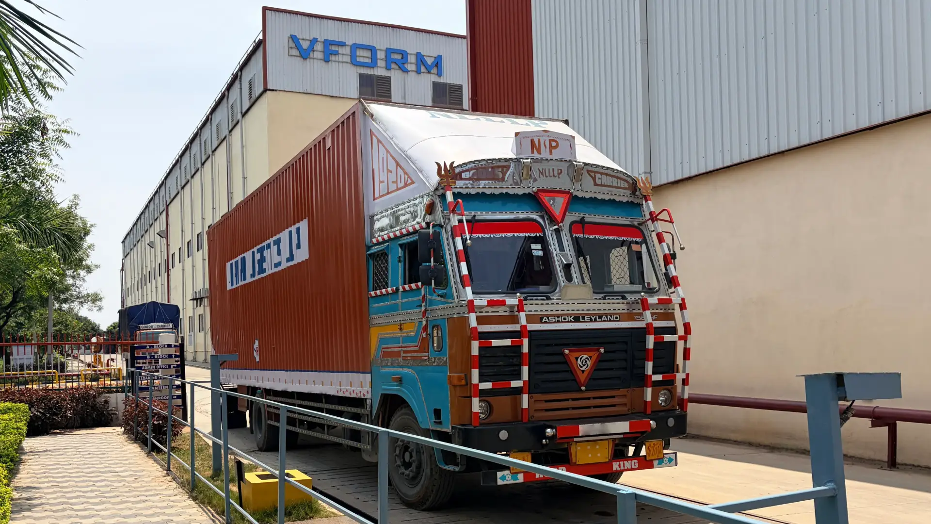 Logistics & Shipping