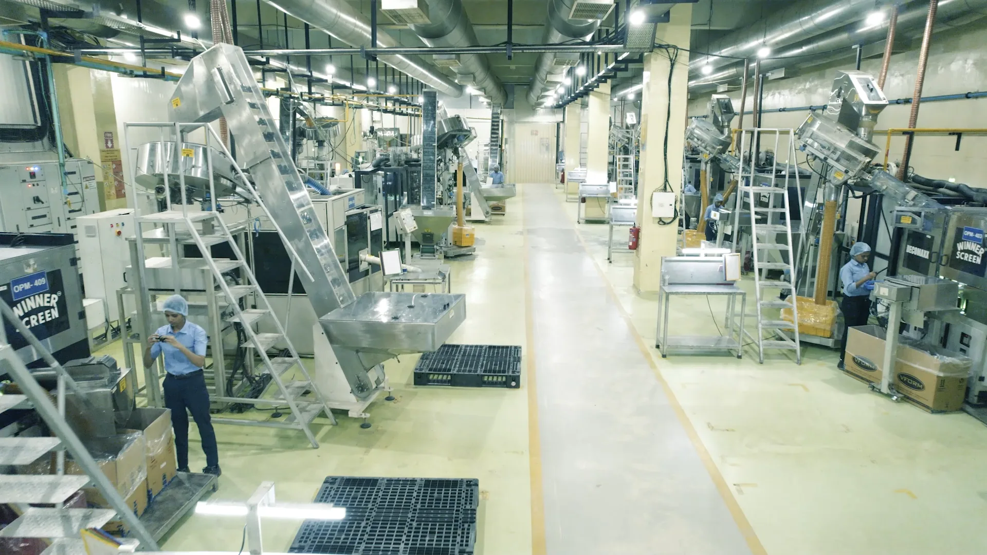 ISO Certified Cleanroom Environment