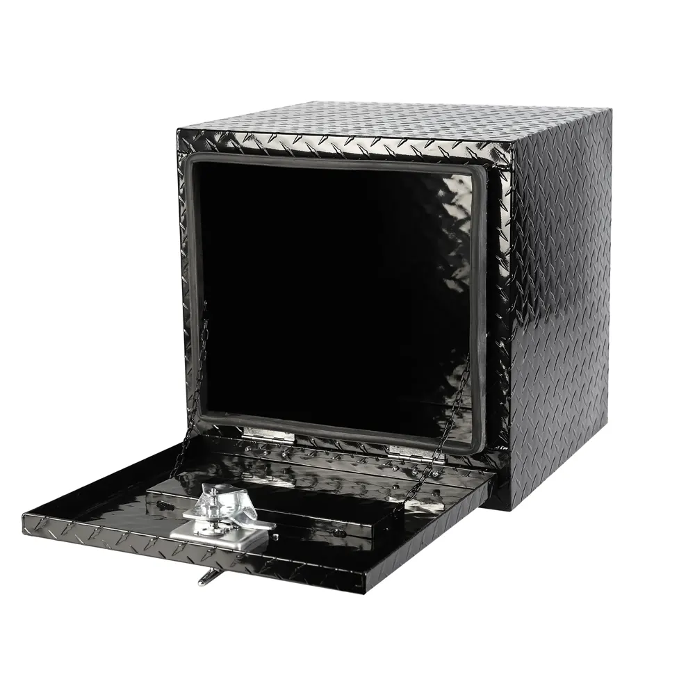 18-Inch Aluminum Truck Tool Box with Lock - Image 6