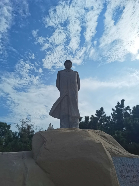 秋风今又是,换了人间