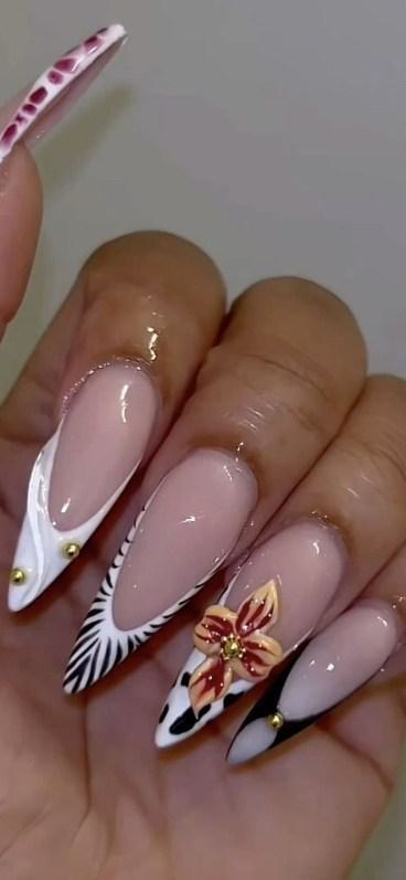 Women Nail Inspos